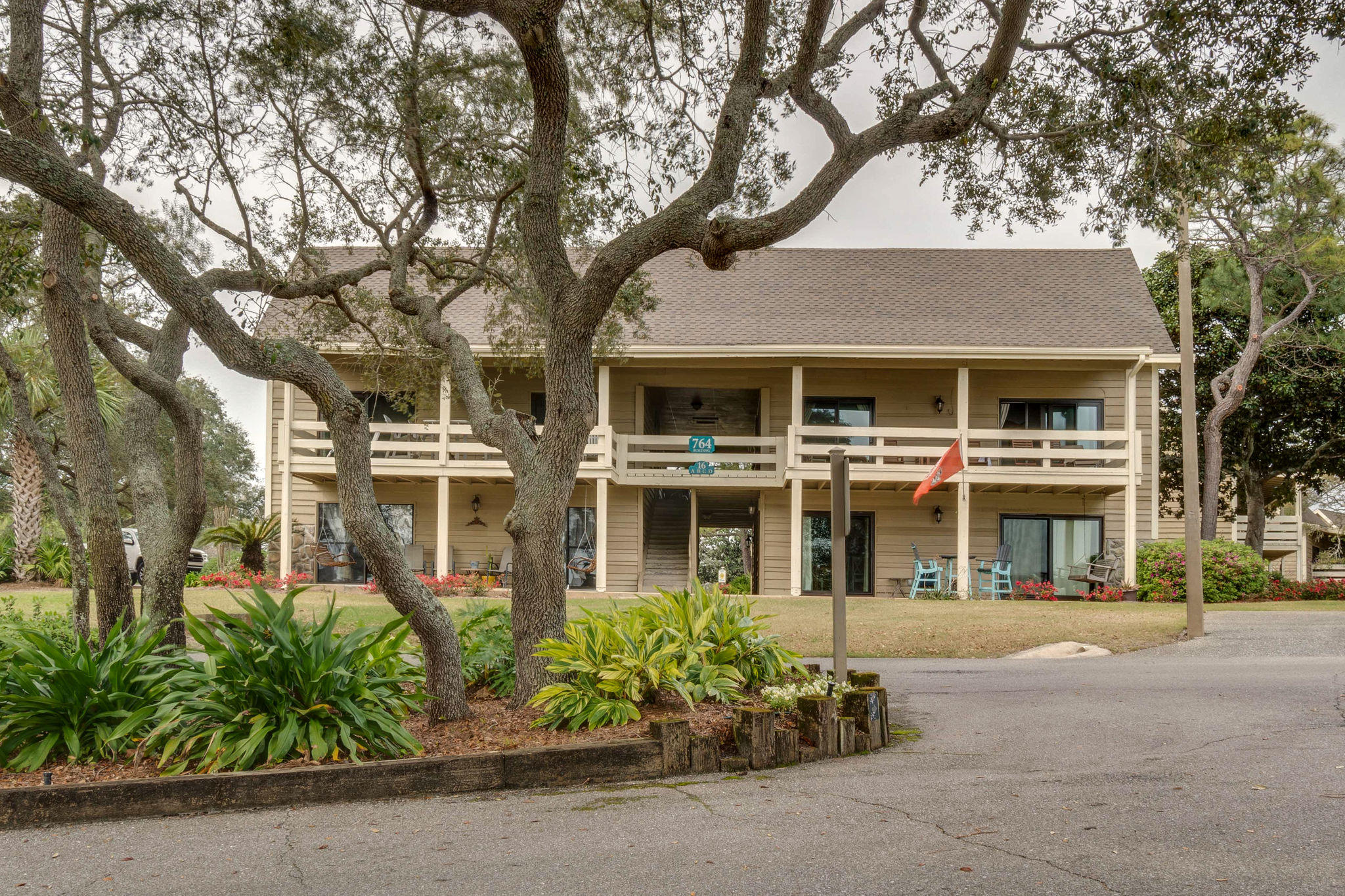 SEASCAPE CONDO GARDEN VILLA - Residential