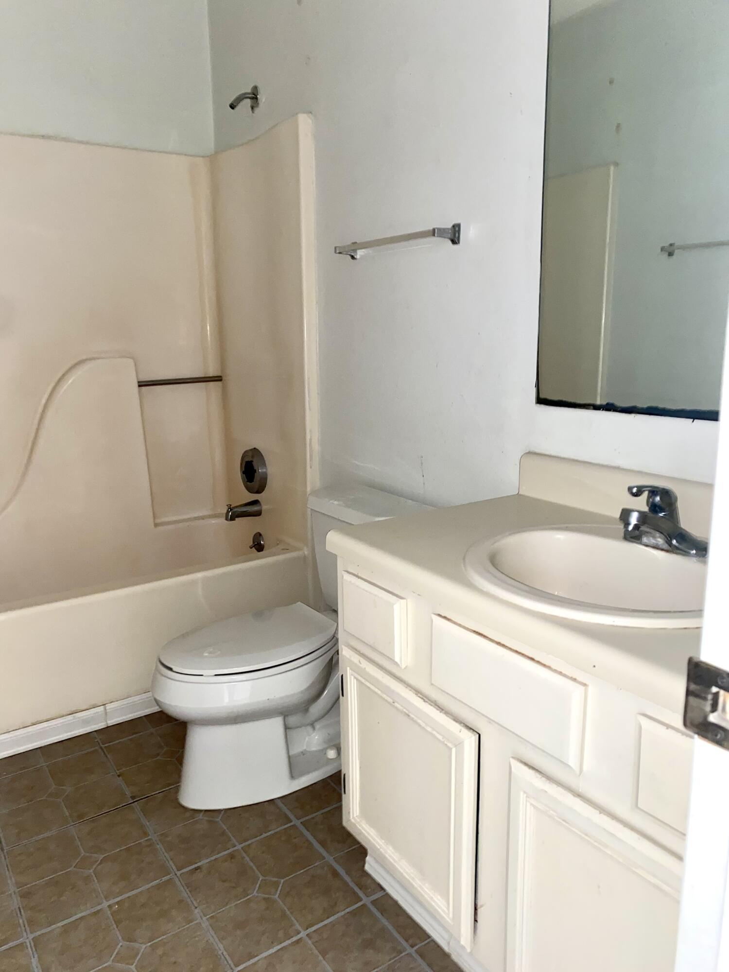 NORTHBROOK TH - Residential