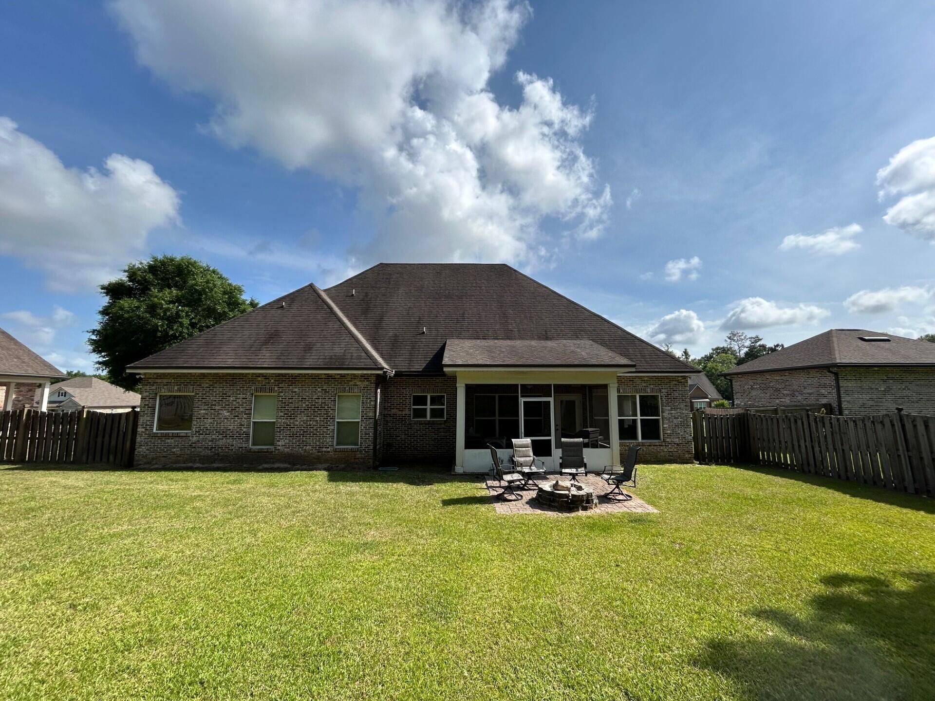 MILL CREEK FARMS - Residential Lease