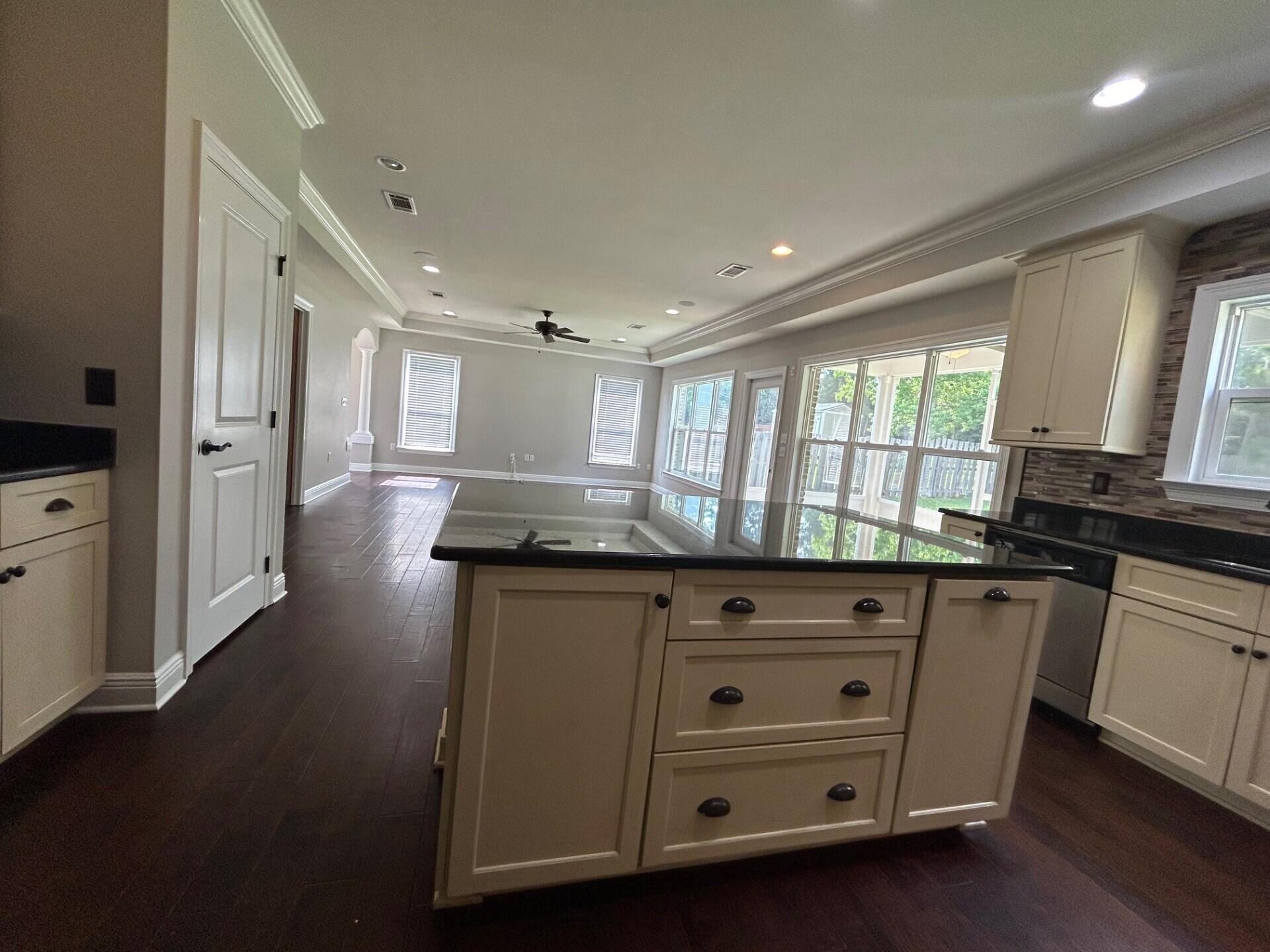MILL CREEK FARMS - Residential Lease