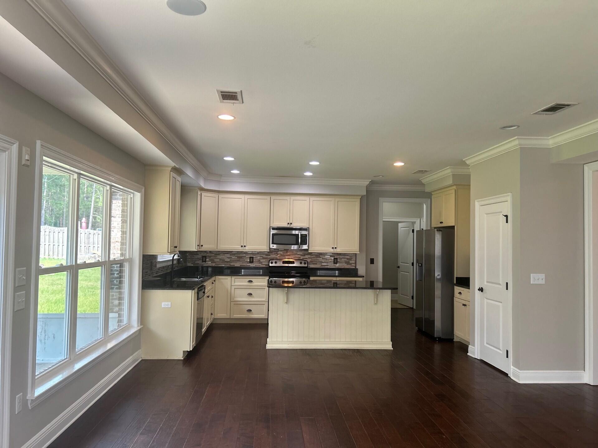 MILL CREEK FARMS - Residential Lease