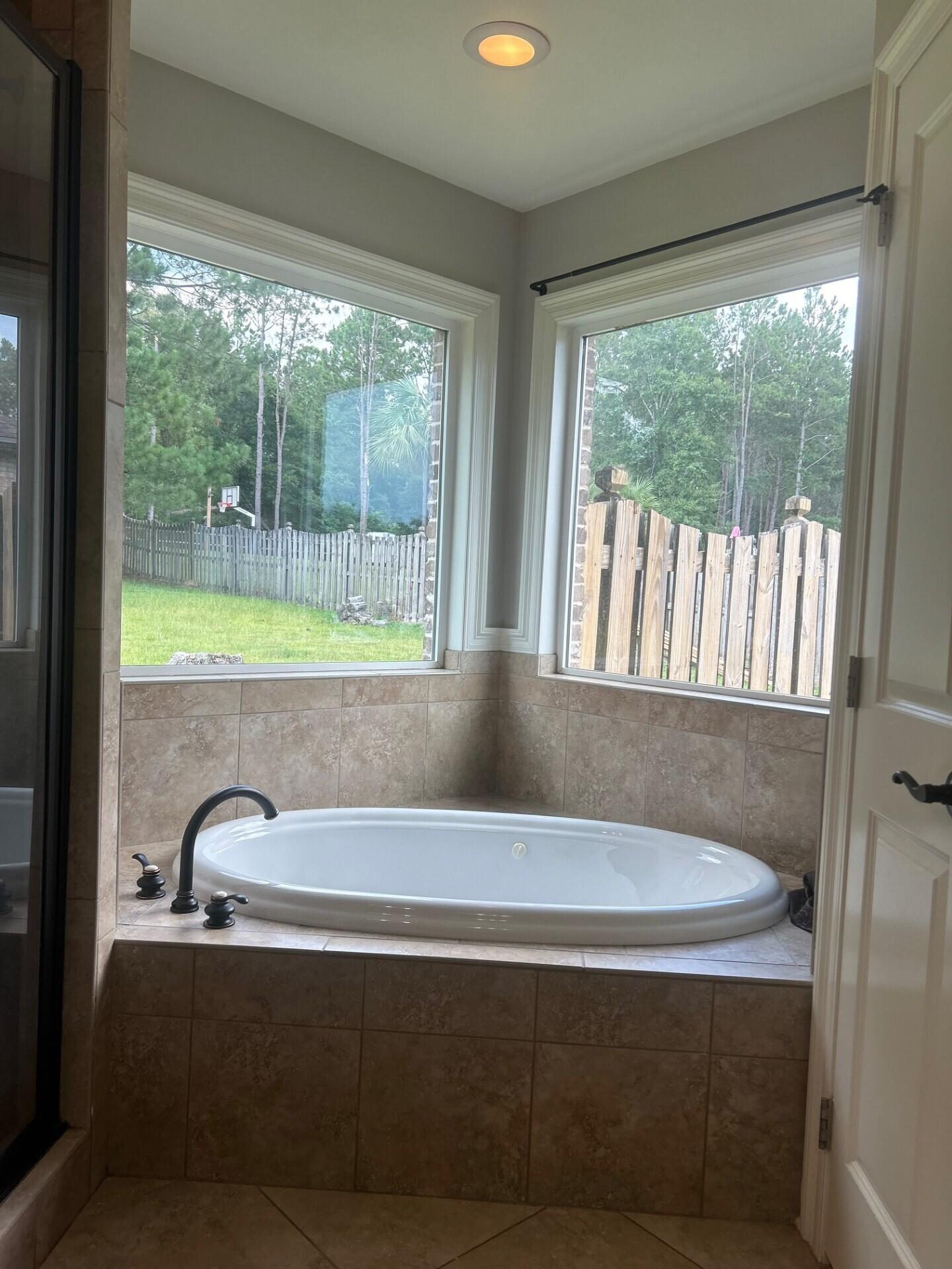 MILL CREEK FARMS - Residential Lease