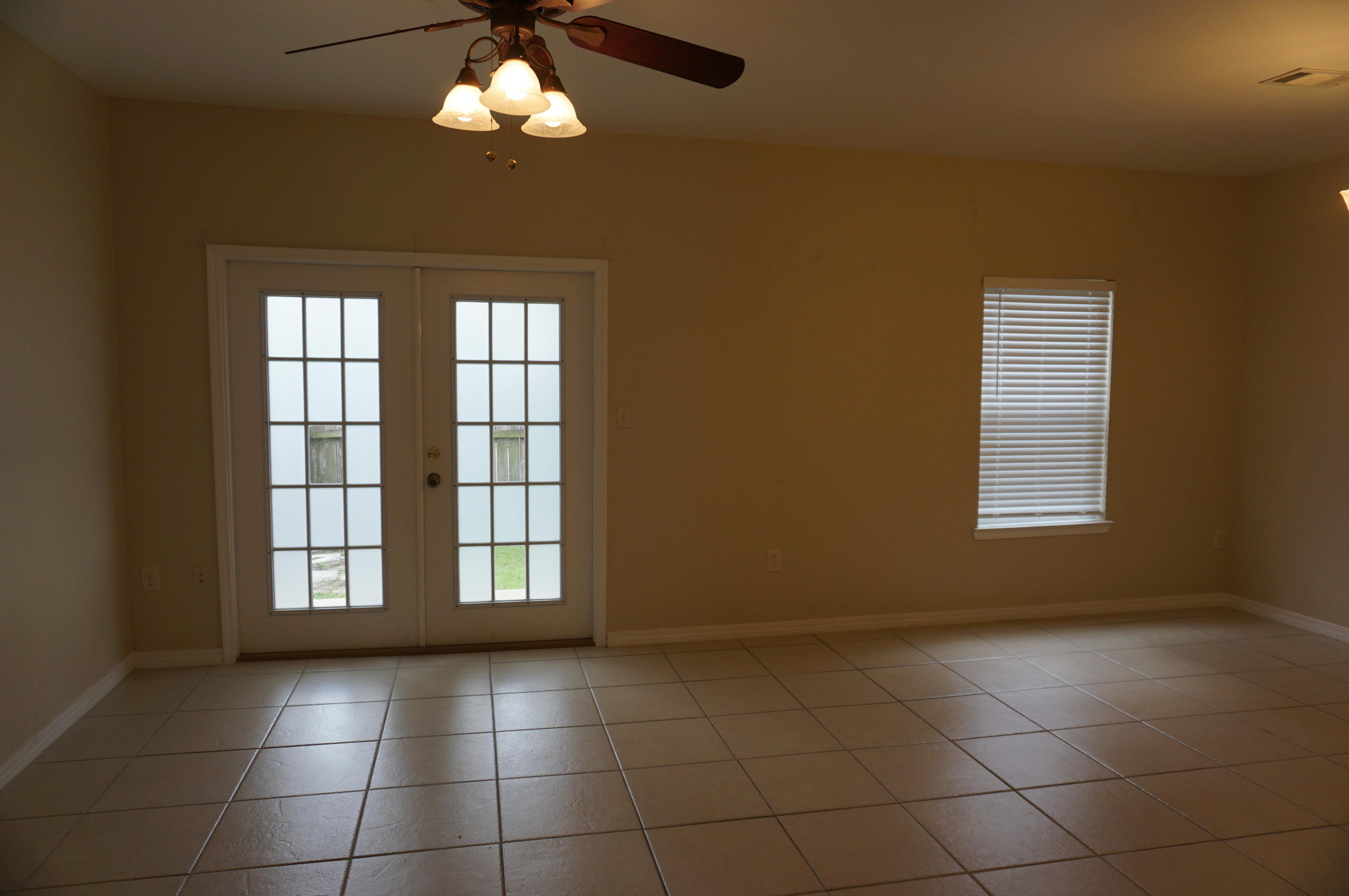 MAGNOLIA PARK - Residential Lease