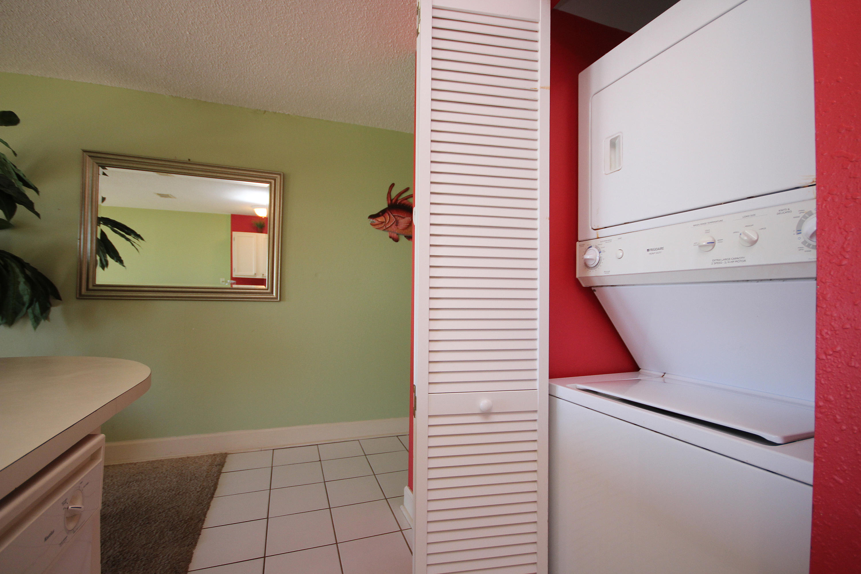 ISLAND SANDS CONDO - Residential
