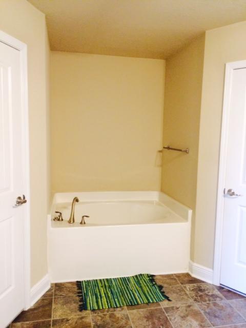 ALICIA PLACE - Residential Lease