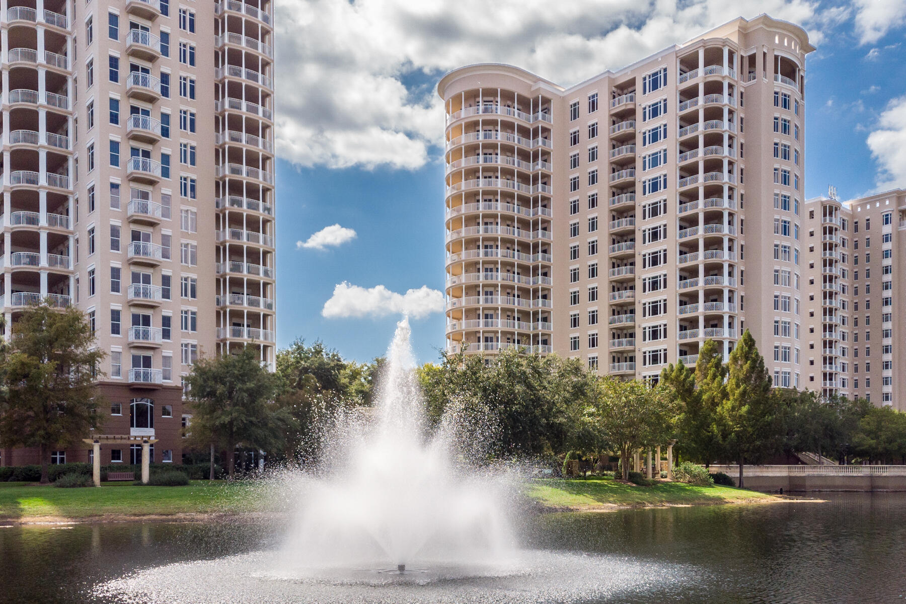 ONE WATER PLACE - Residential