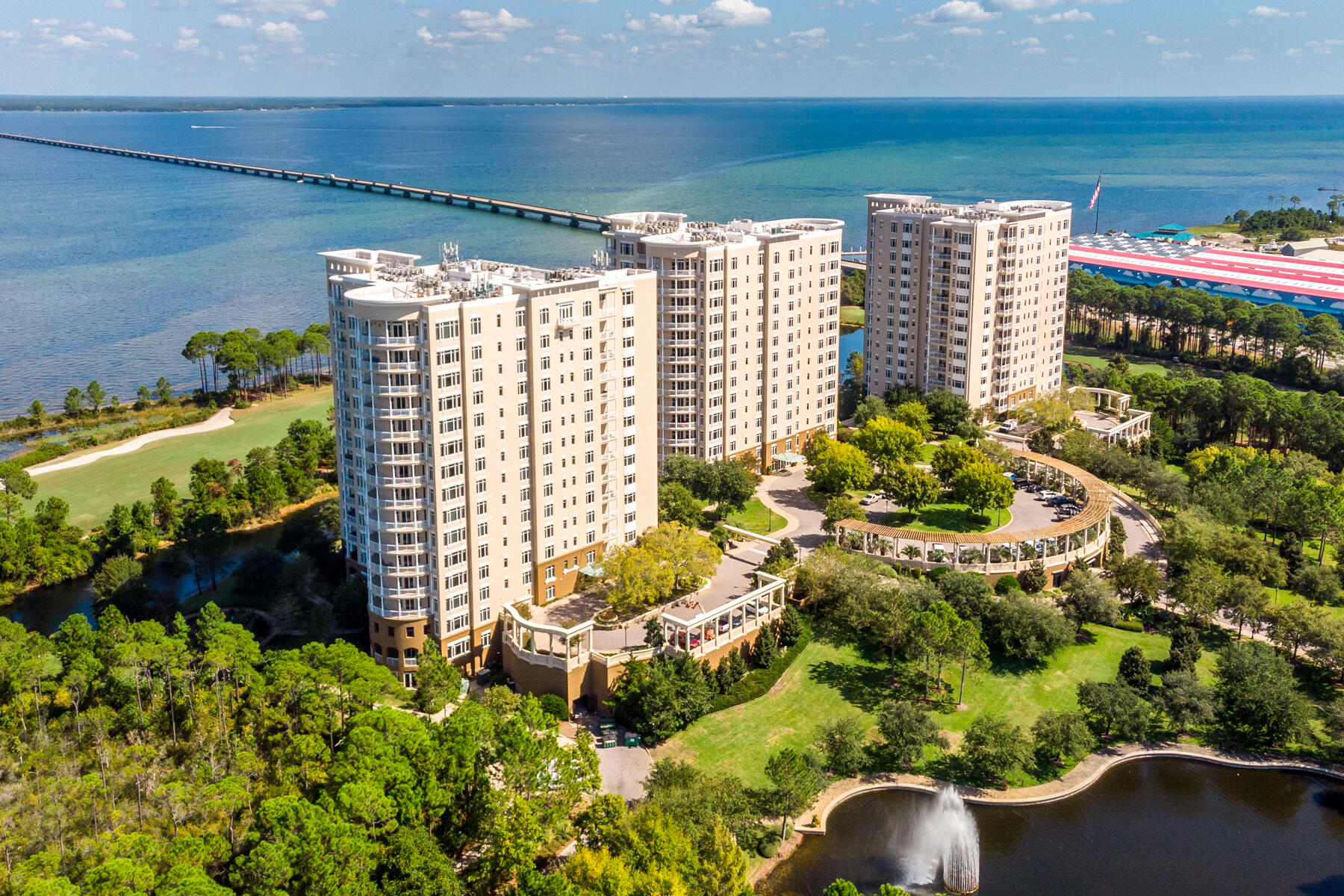 ONE WATER PLACE - Residential