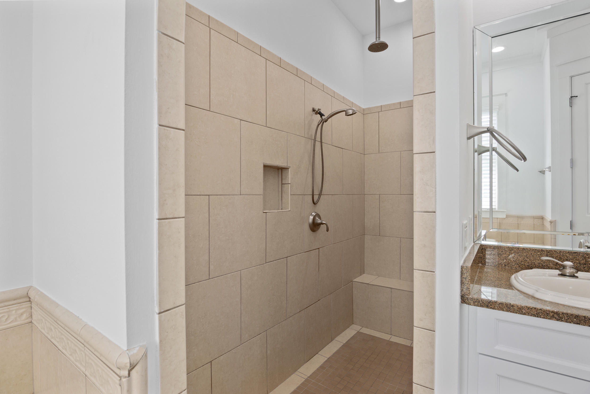 FRANGISTA BEACH 1ST ADDN - Residential