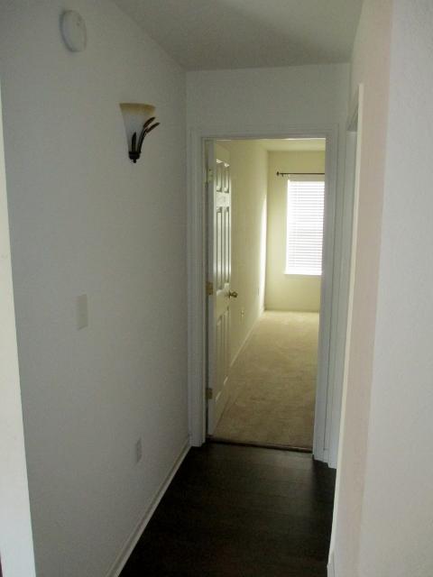 YACHT CLUB OAKS - Residential