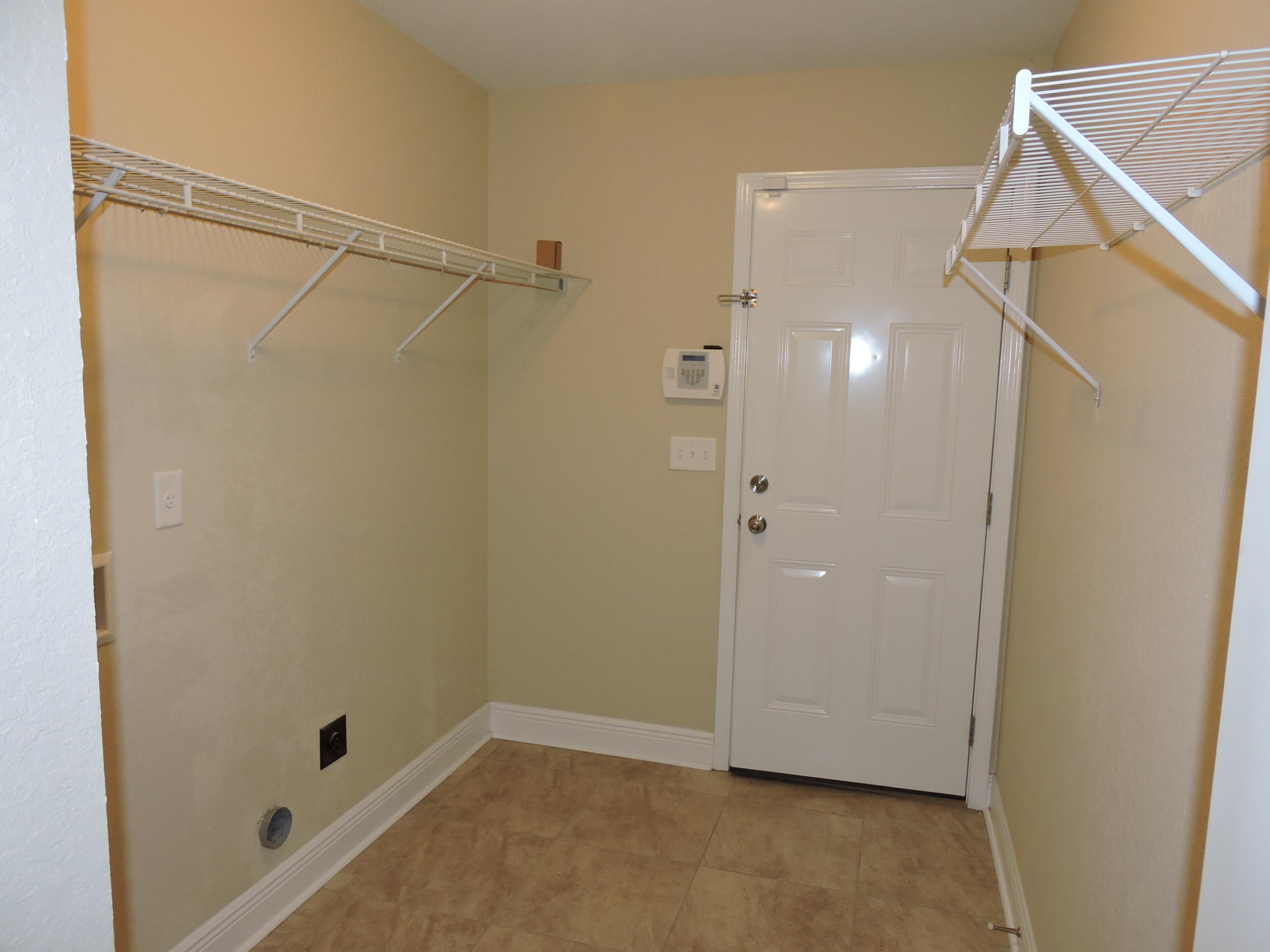 CARDINAL ESTATES - Residential Lease