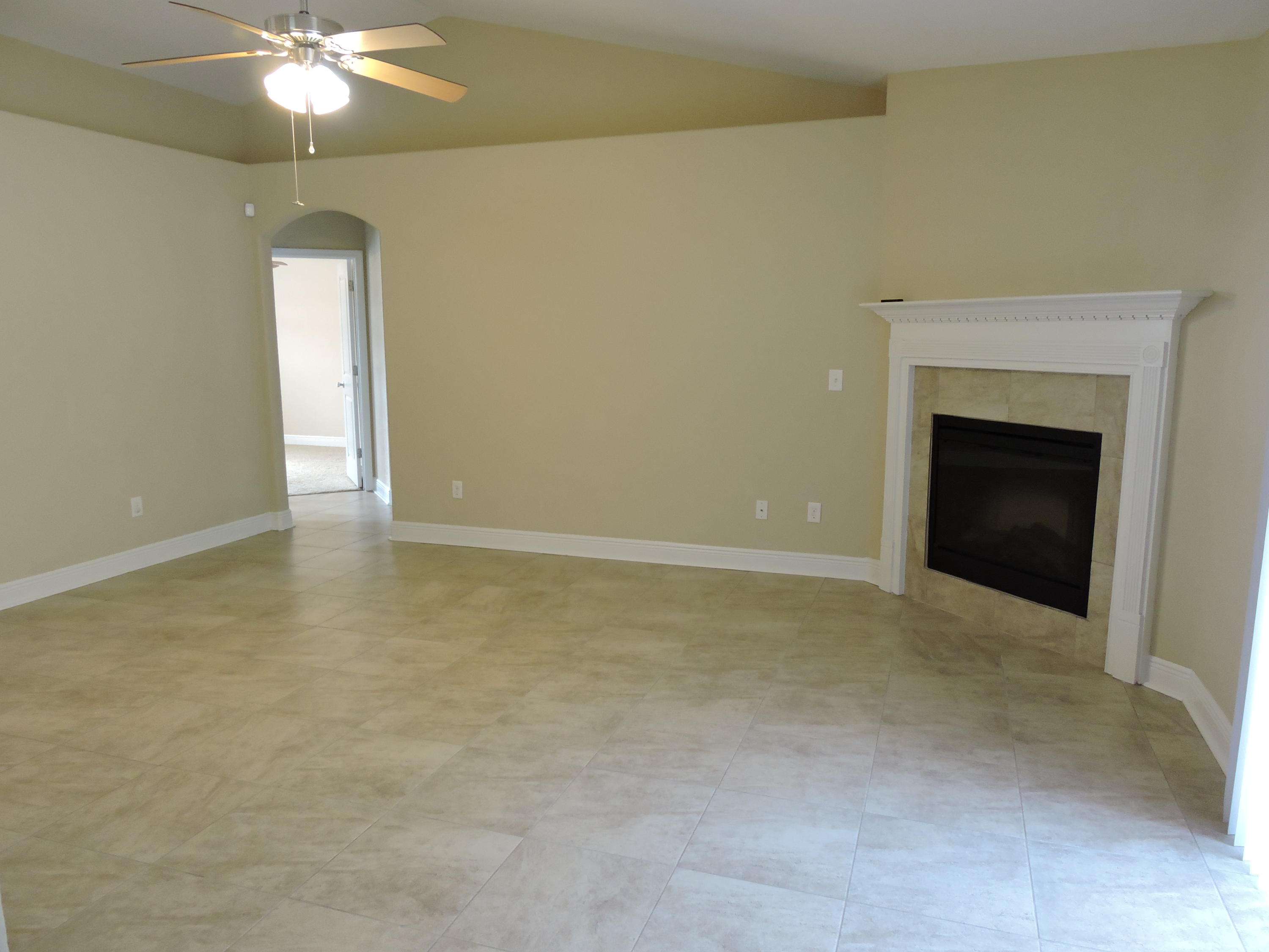 CARDINAL ESTATES - Residential Lease