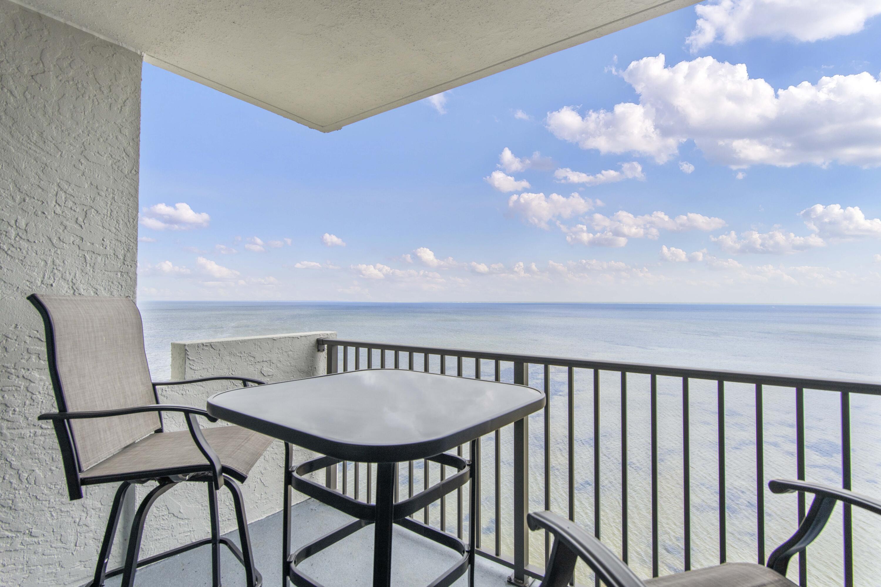 BAYSIDE CONDO SANDESTIN - Residential