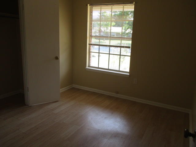 VICTORIA GARDENS - Residential Lease