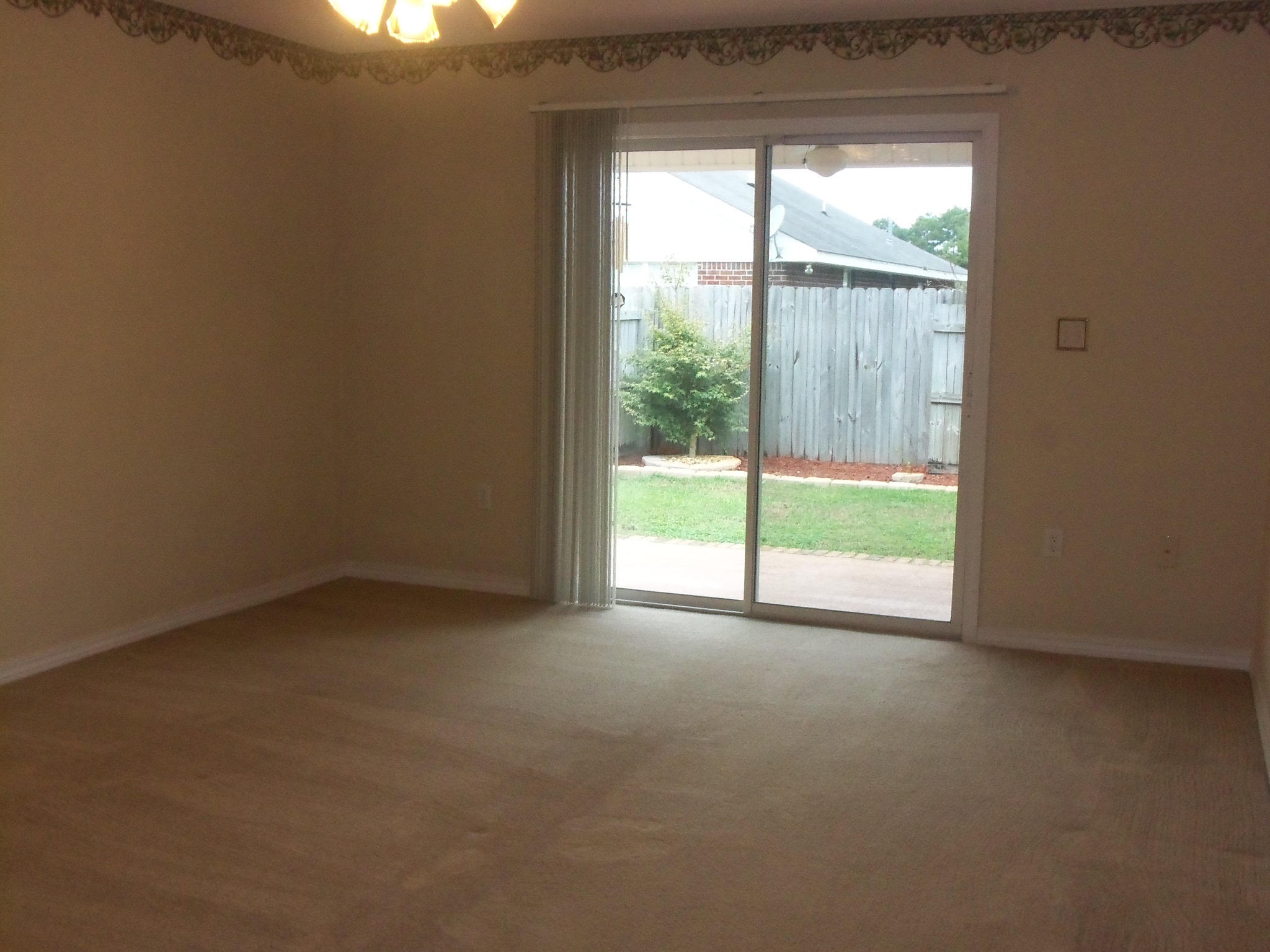 EMERALD VILLAGE S/D - Residential Lease