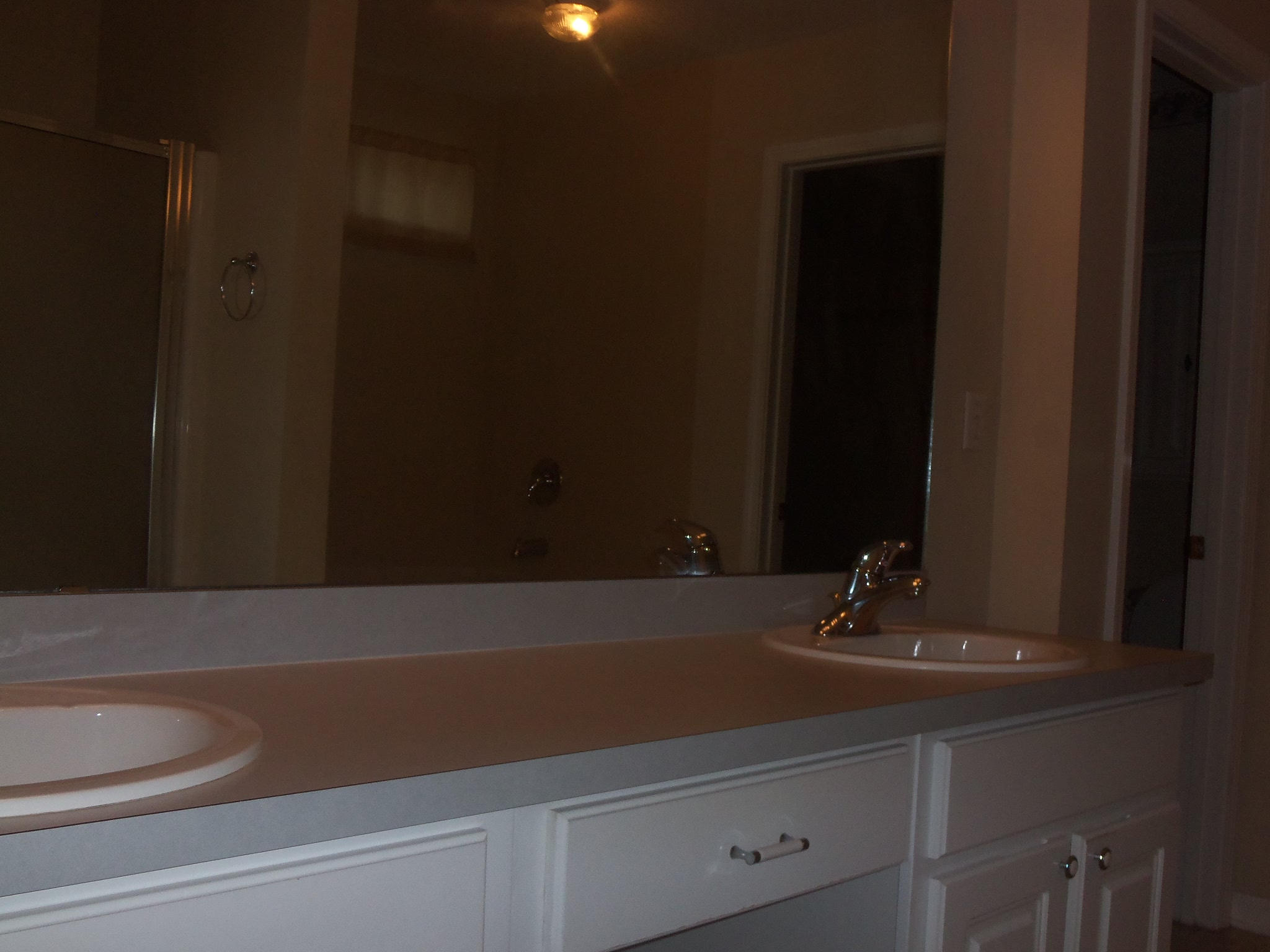 EMERALD VILLAGE S/D - Residential Lease