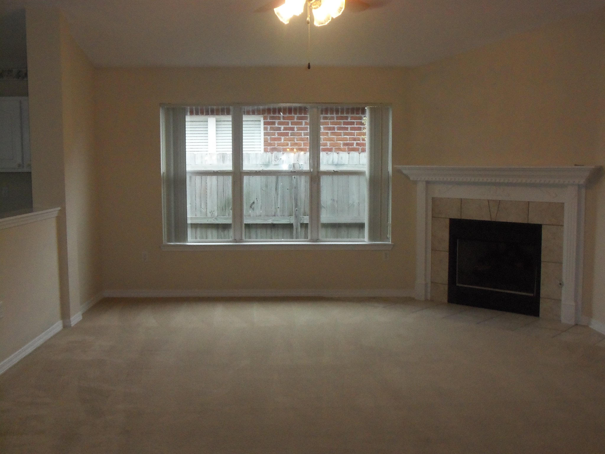 EMERALD VILLAGE S/D - Residential Lease