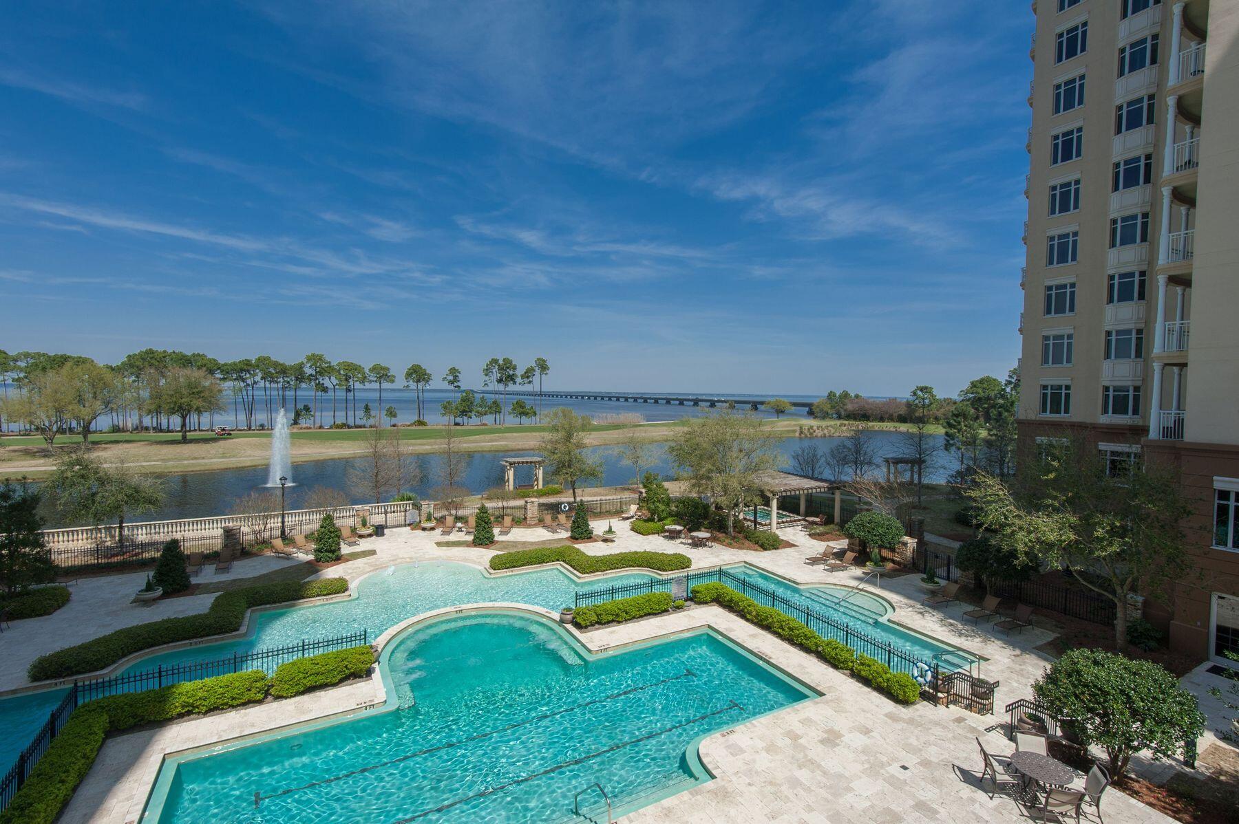 ONE WATER PLACE - Residential