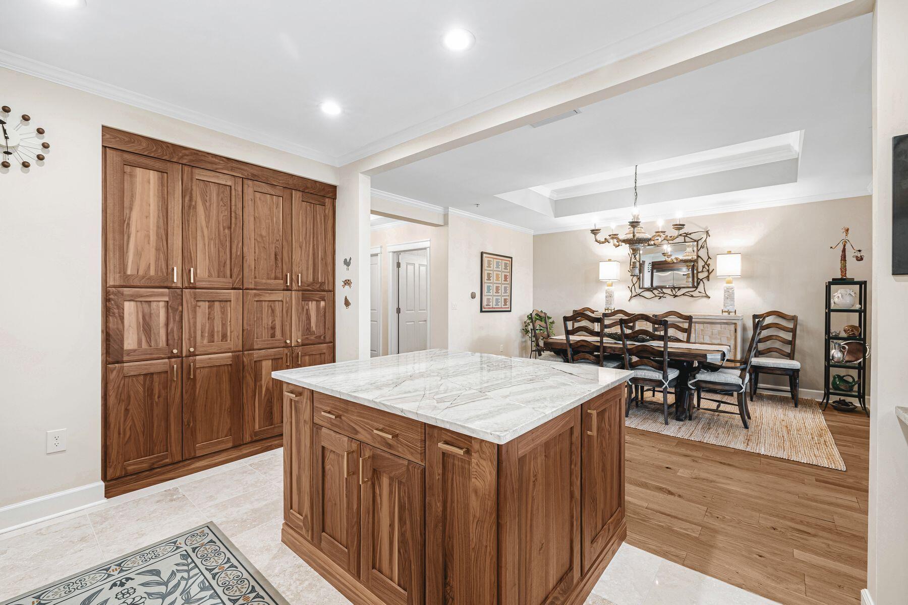 ONE WATER PLACE - Residential