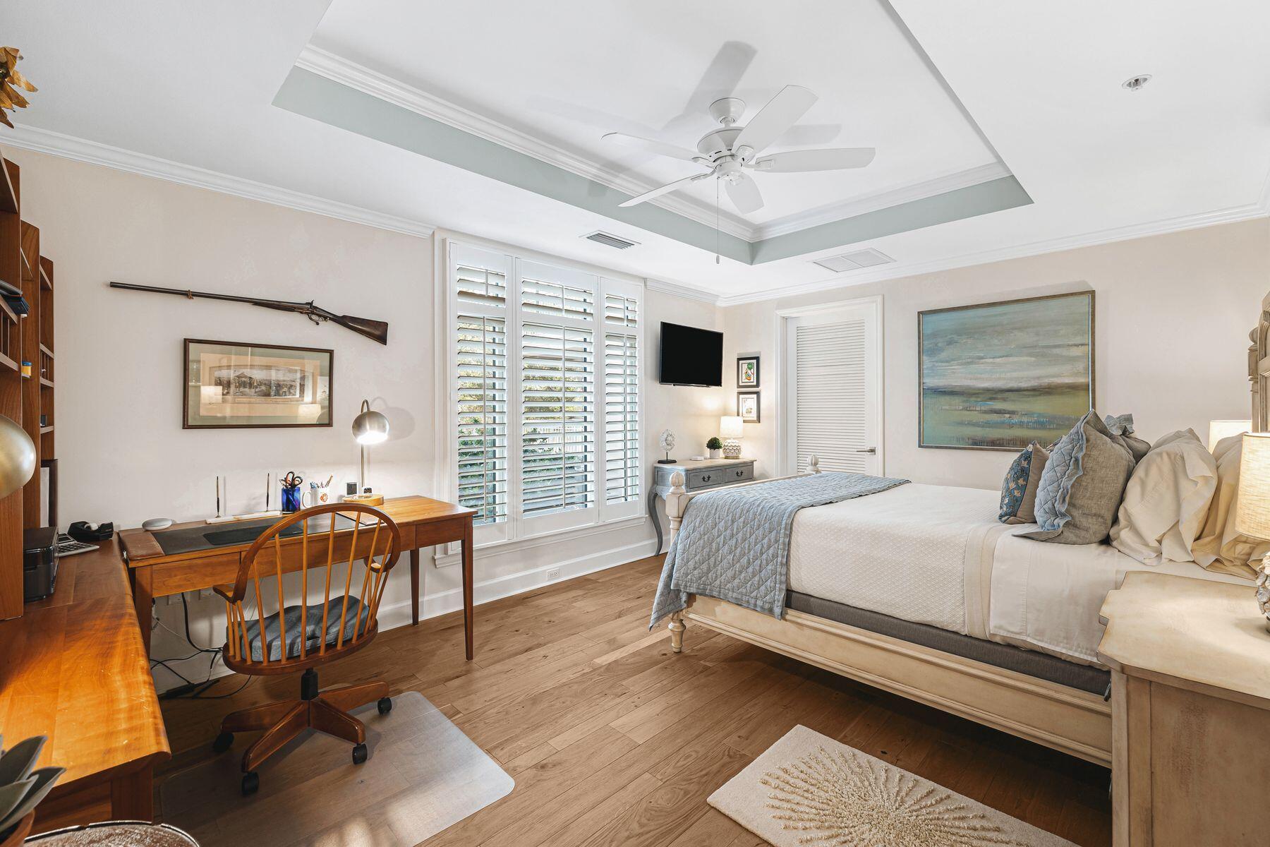 ONE WATER PLACE - Residential