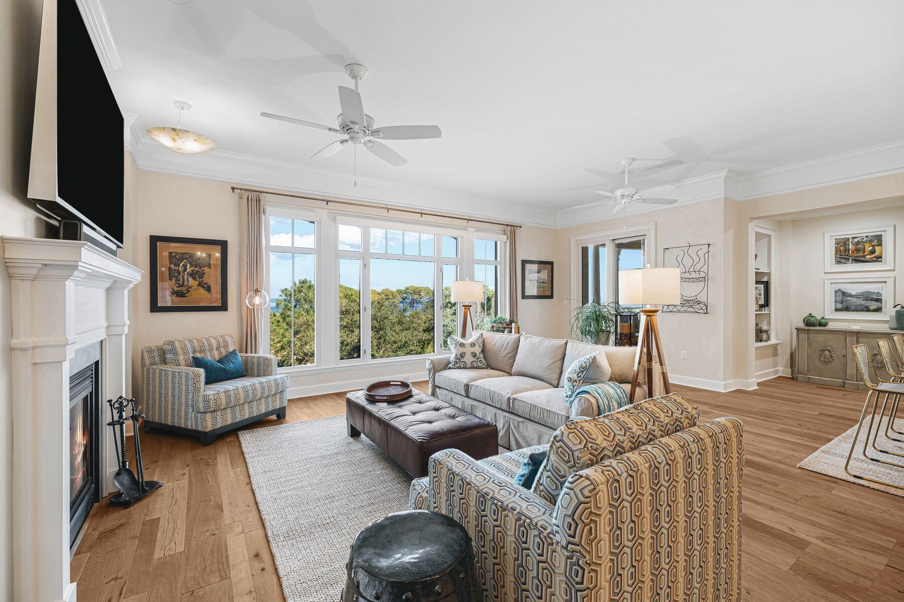 ONE WATER PLACE - Residential
