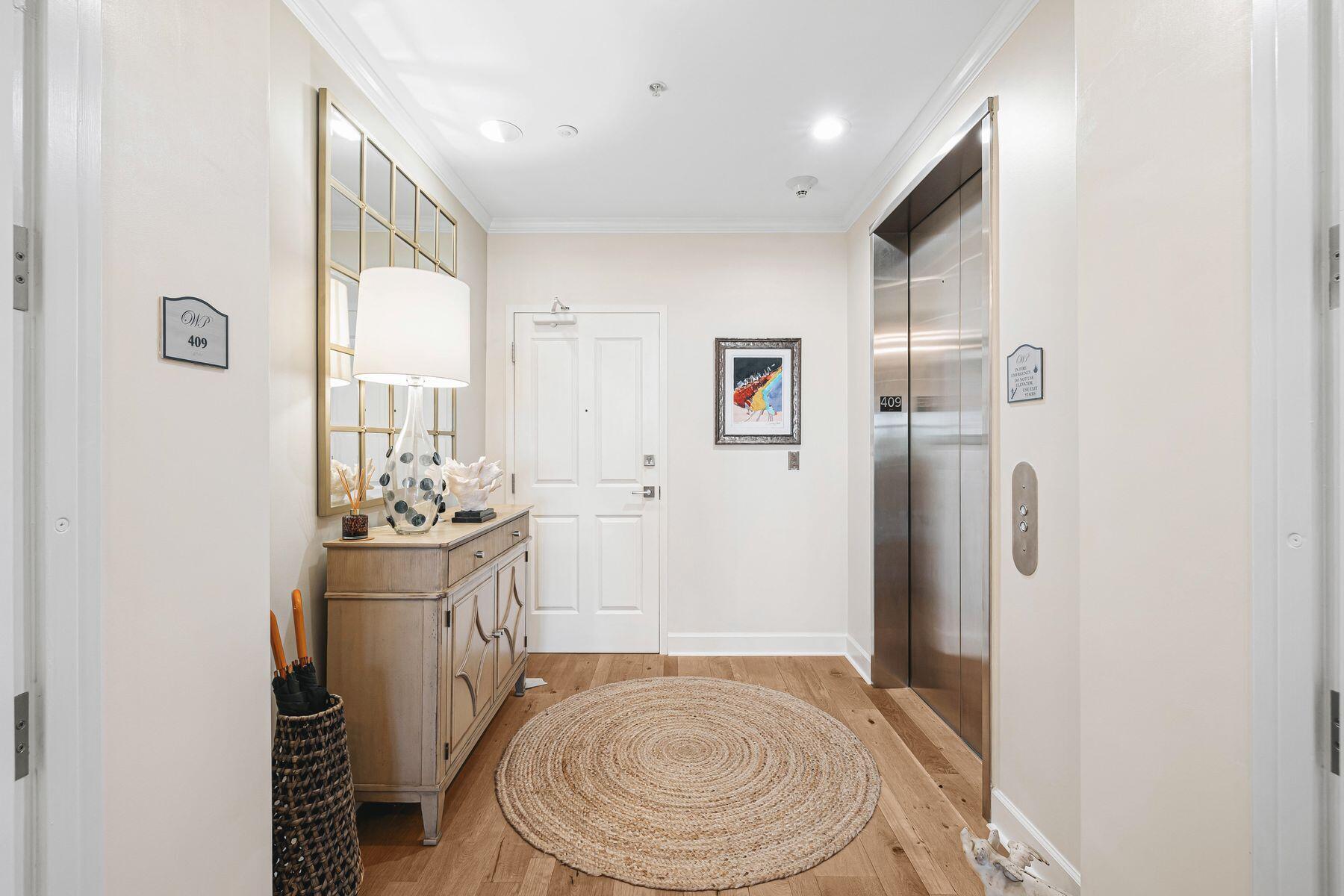 ONE WATER PLACE - Residential