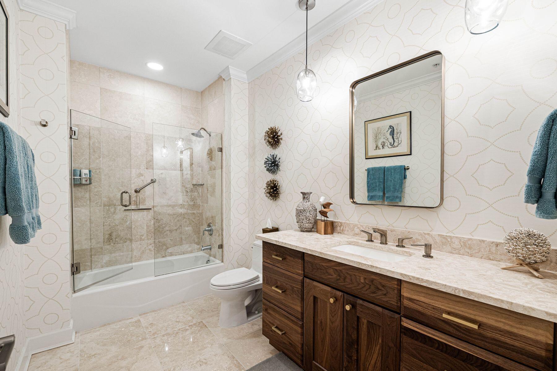 ONE WATER PLACE - Residential