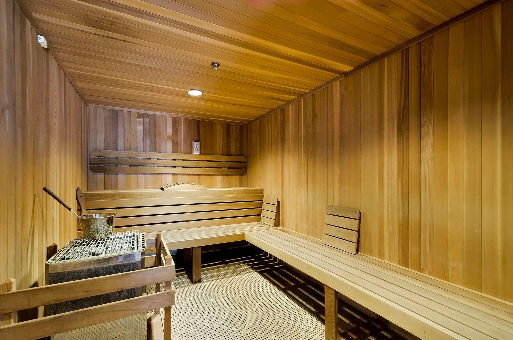ONE WATER PLACE - Residential