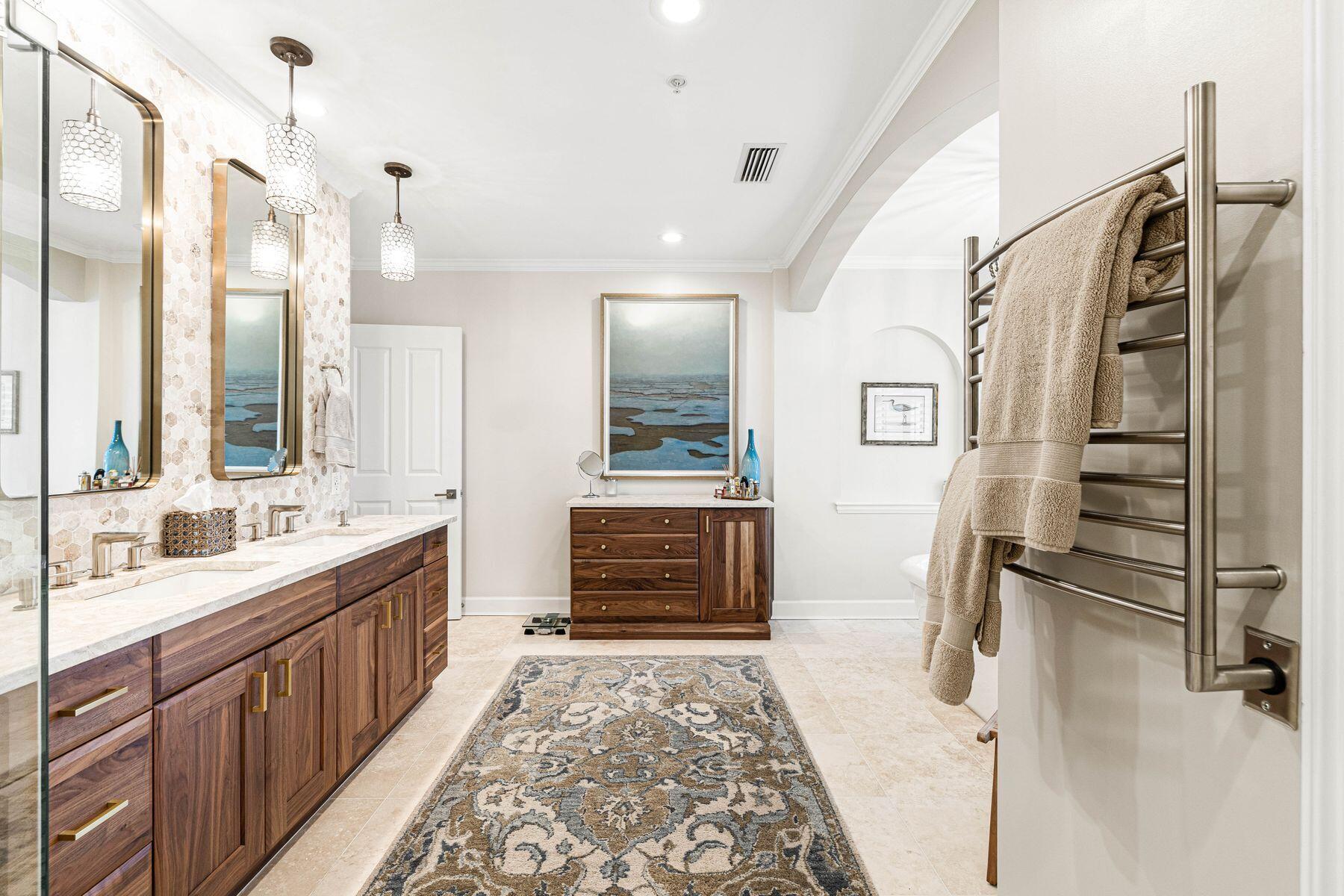 ONE WATER PLACE - Residential