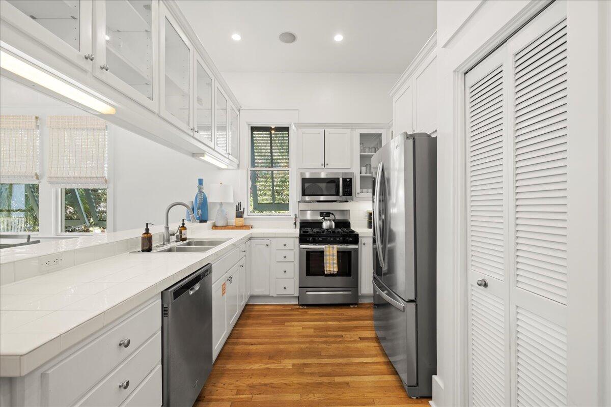 FRANGISTA BEACH 1ST ADDN - Residential