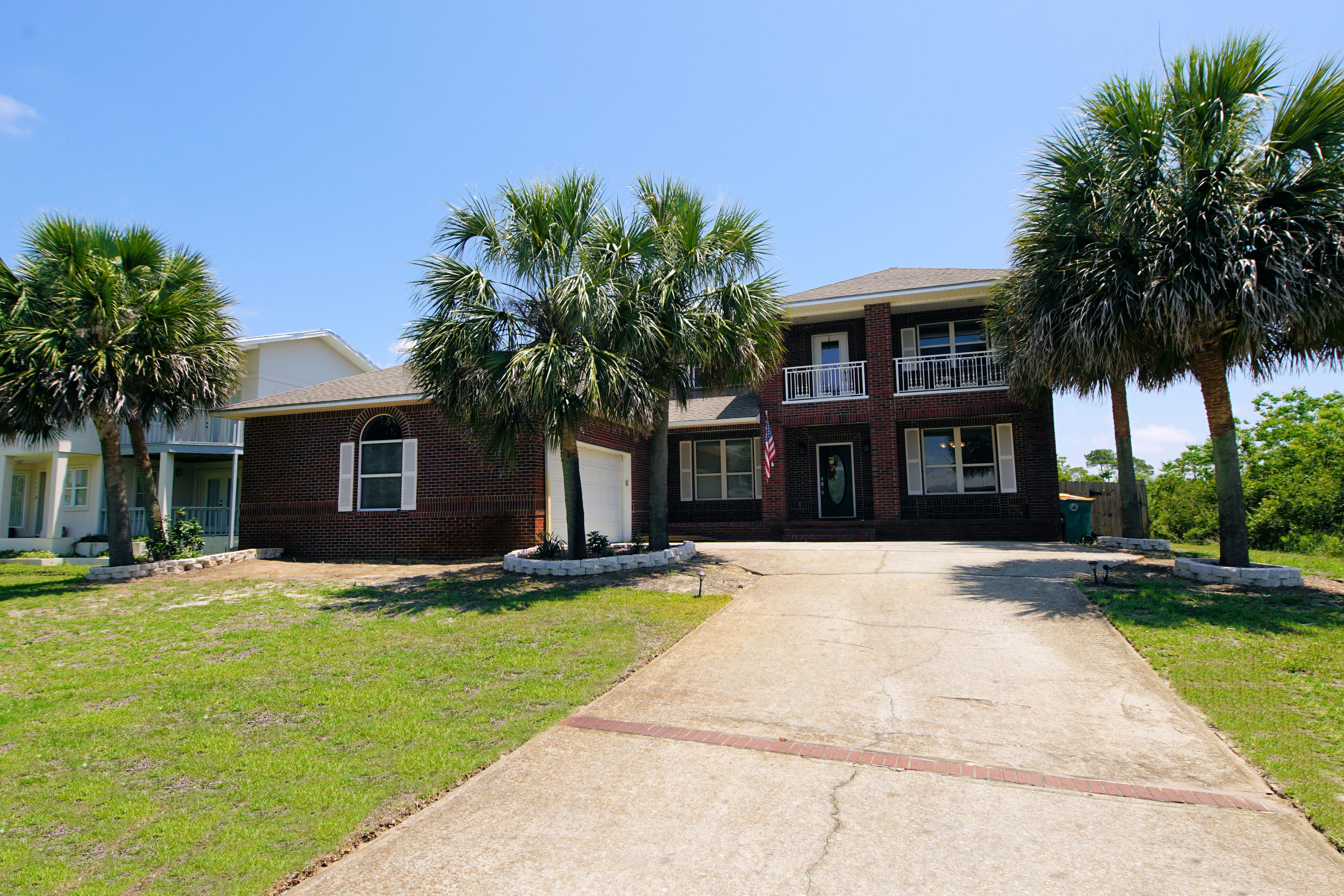 EMERALD POINTE PLAT 3 - Residential Lease