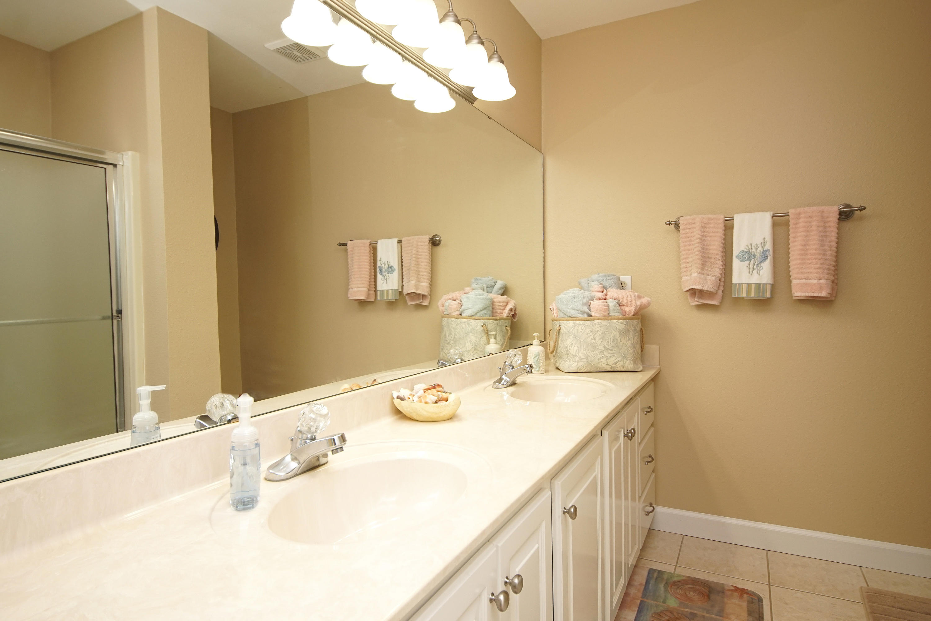EMERALD POINTE PLAT 3 - Residential Lease