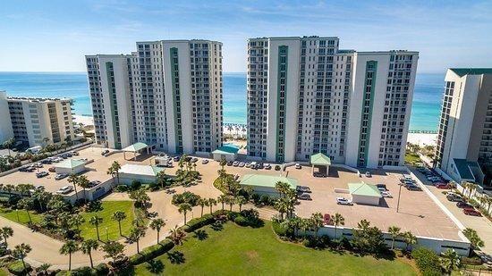 SILVER BEACH TOWERS - Residential