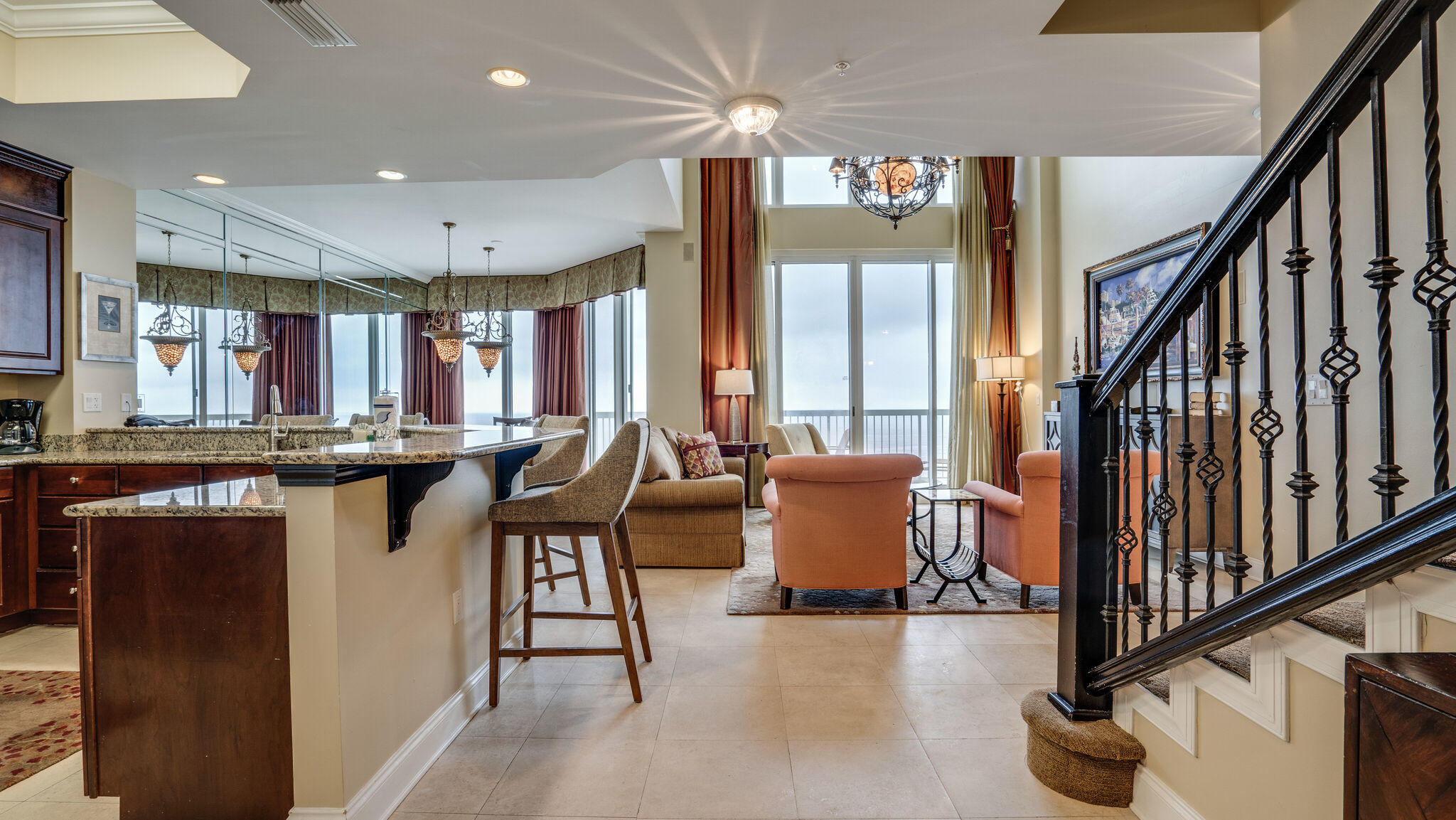 SILVER BEACH TOWERS - Residential