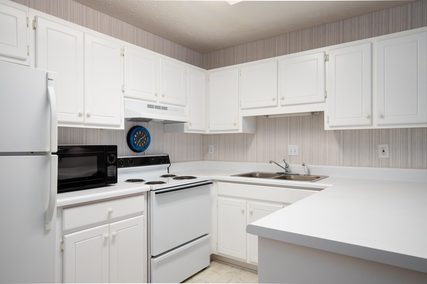 Wendwood Condominiums - Residential