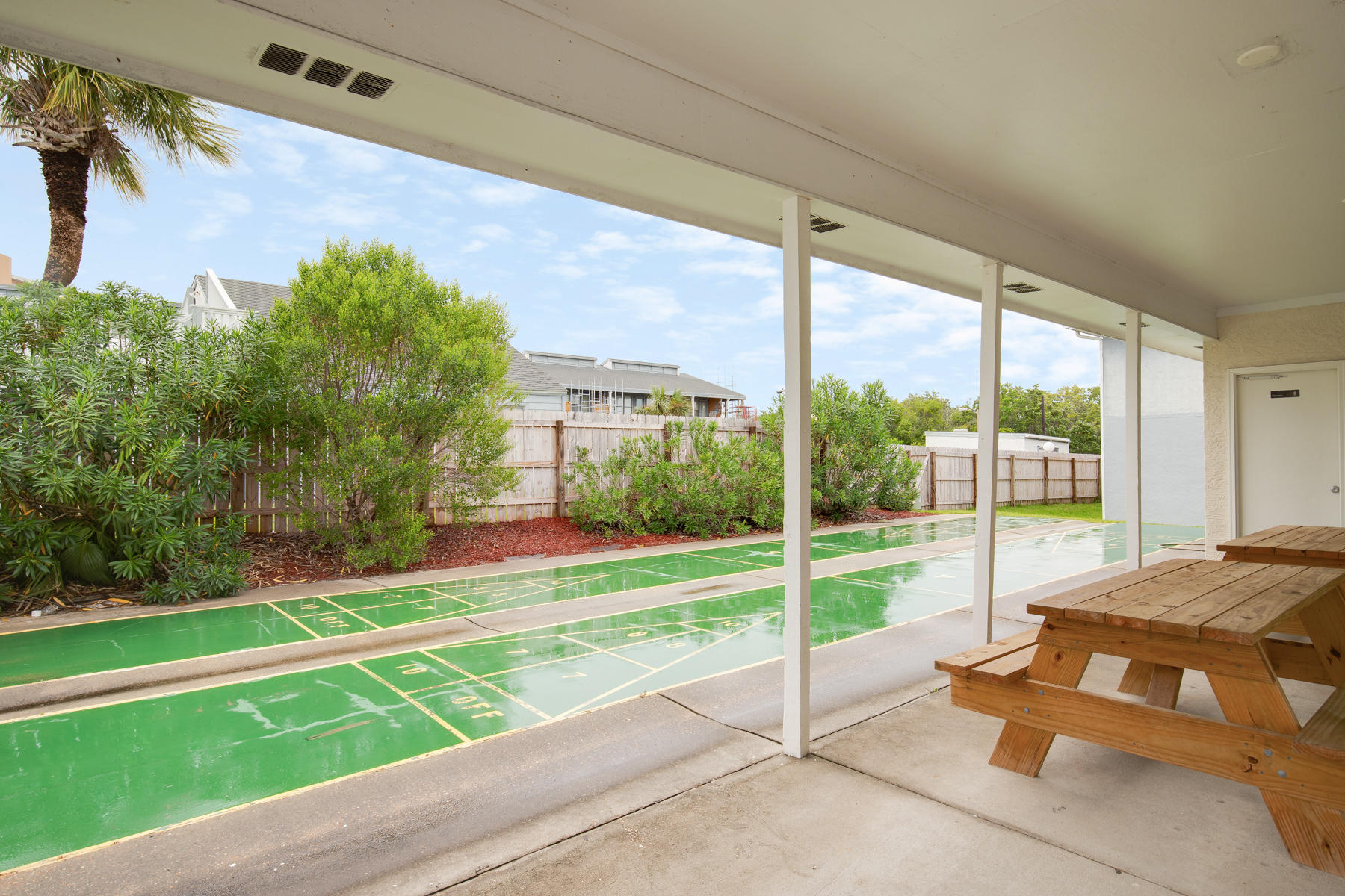 Wendwood Condominiums - Residential