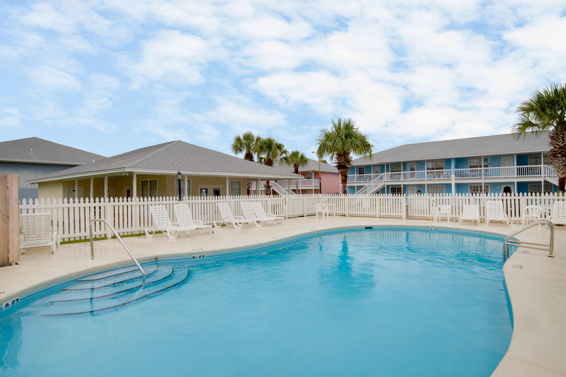 Wendwood Condominiums - Residential