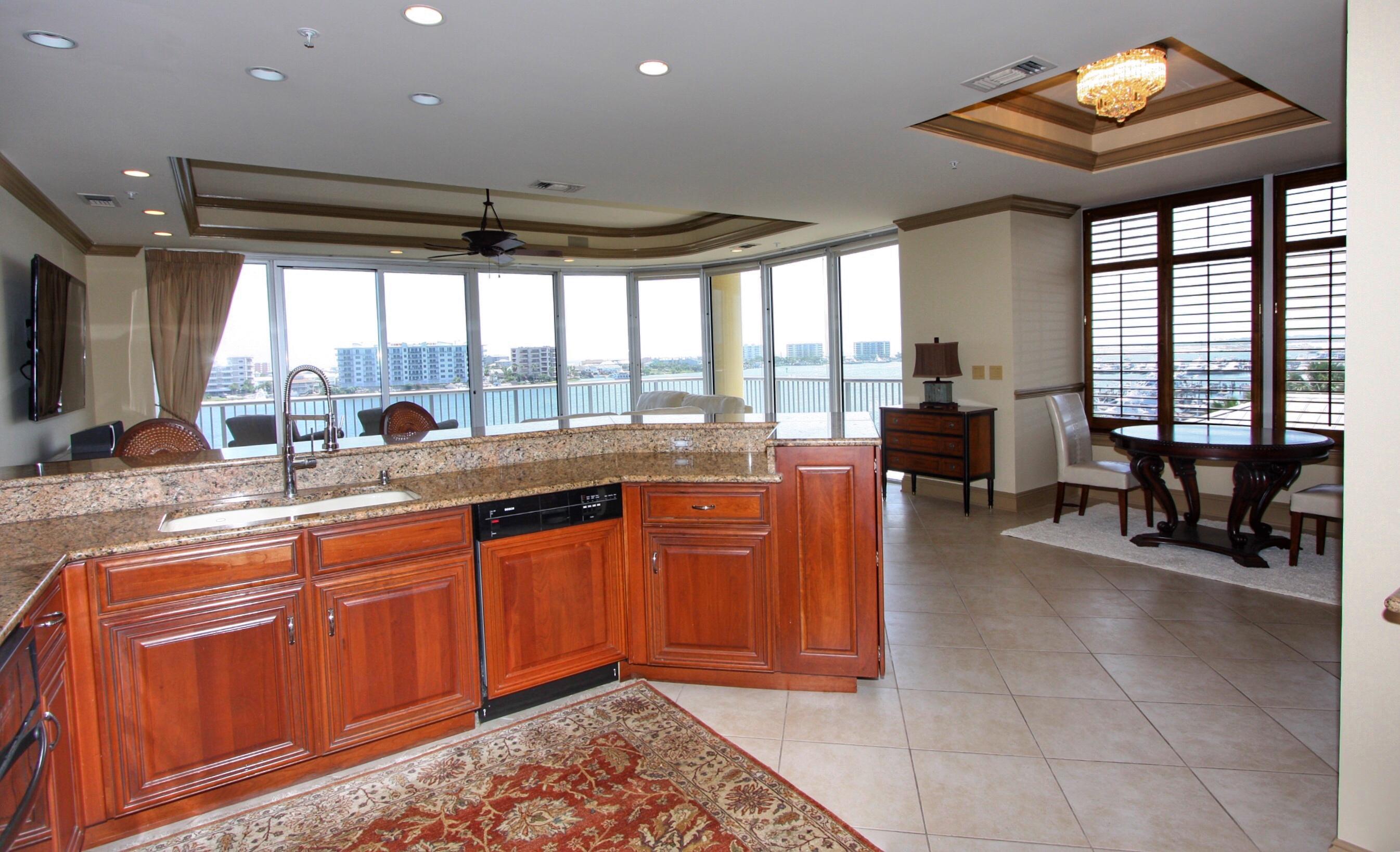 DESTIN HARBOR PLACE - Residential Lease
