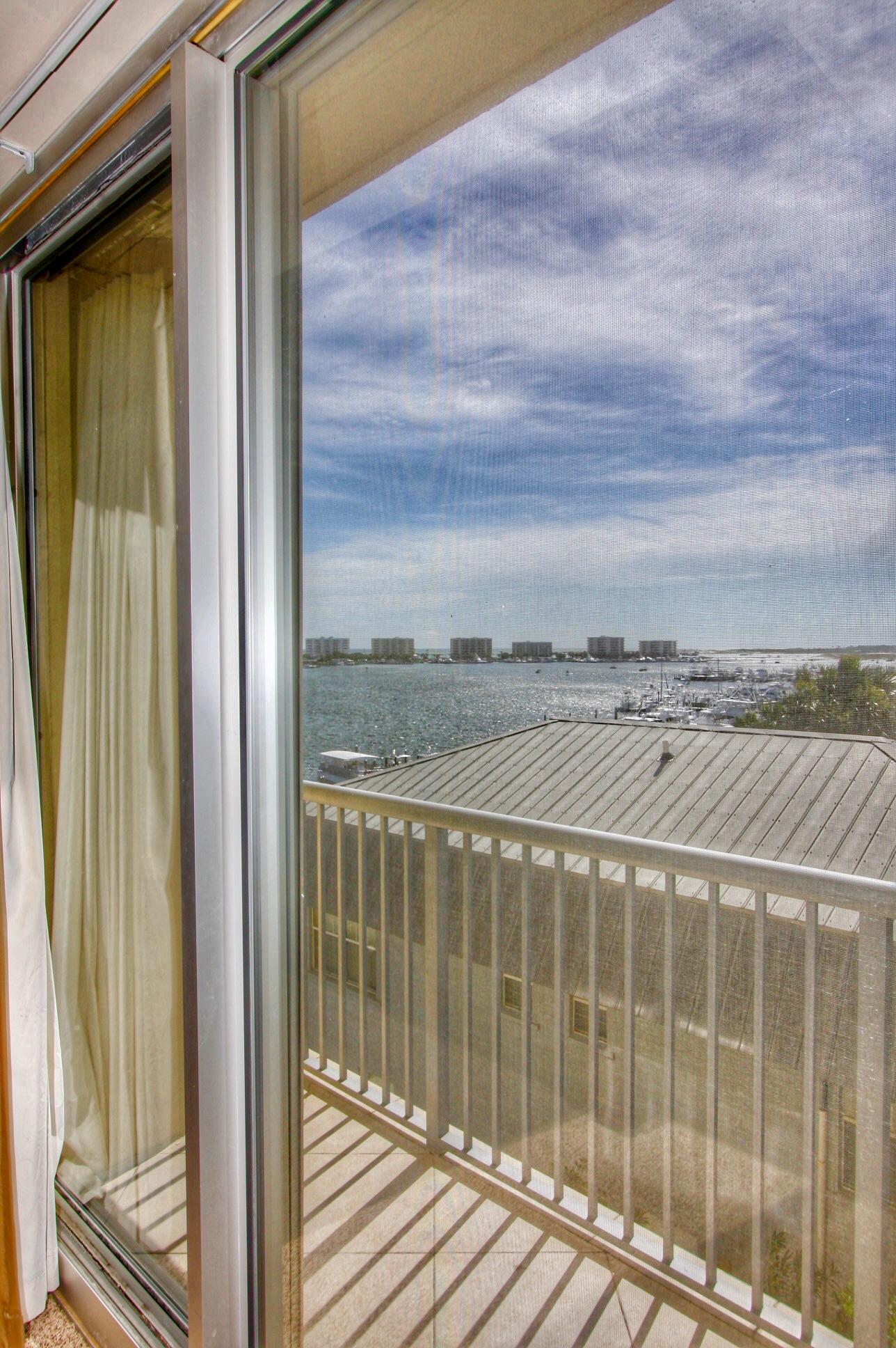 DESTIN HARBOR PLACE - Residential Lease