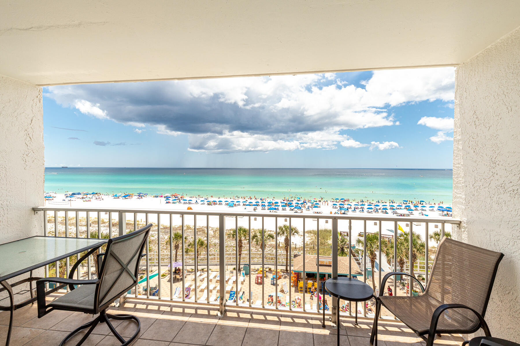 SUMMIT CONDOMINIUM, THE - Residential