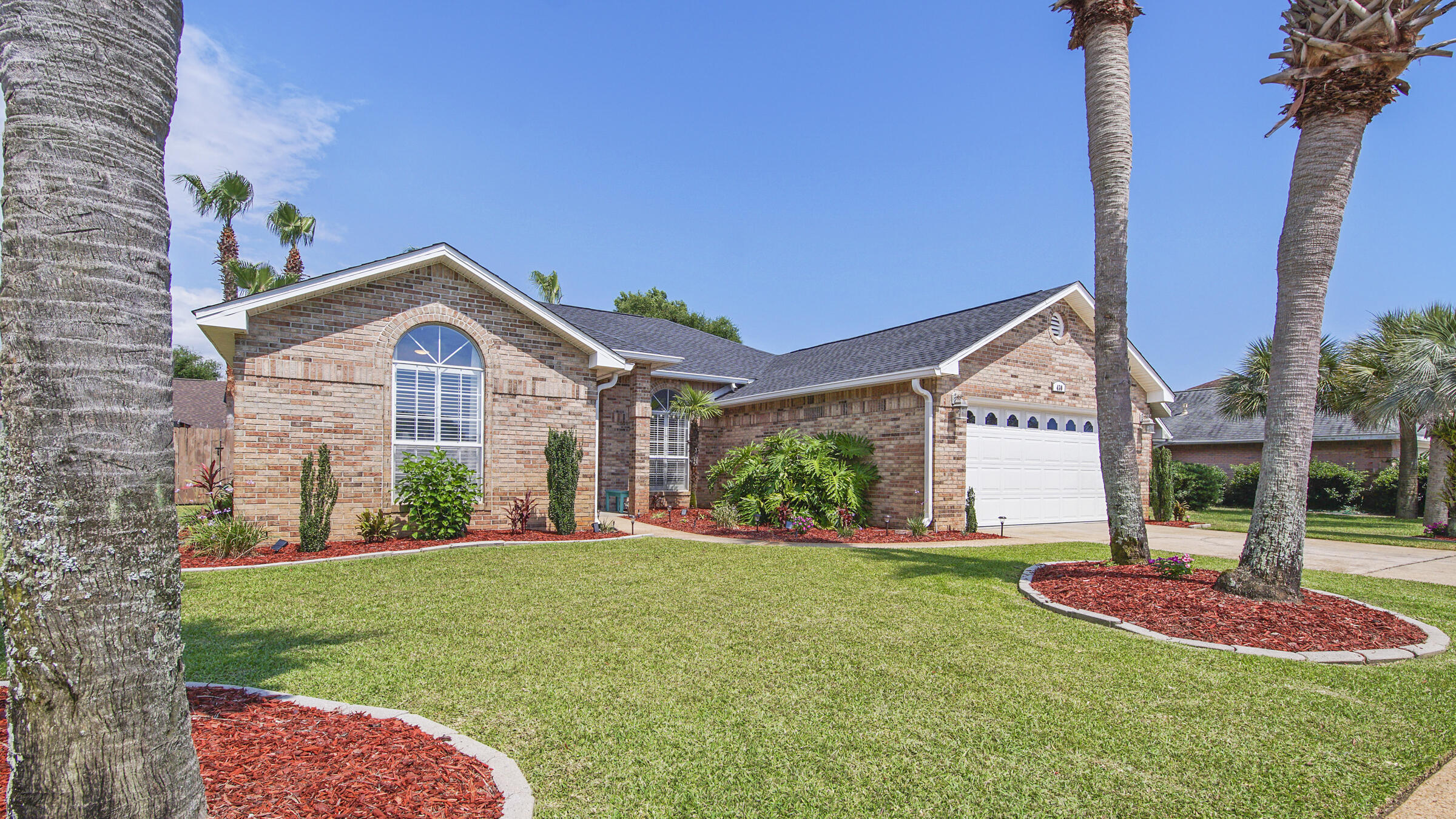 RIDGE WOOD MANOR - Residential