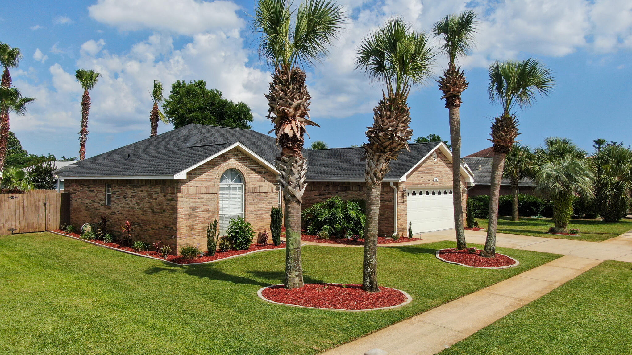 RIDGE WOOD MANOR - Residential