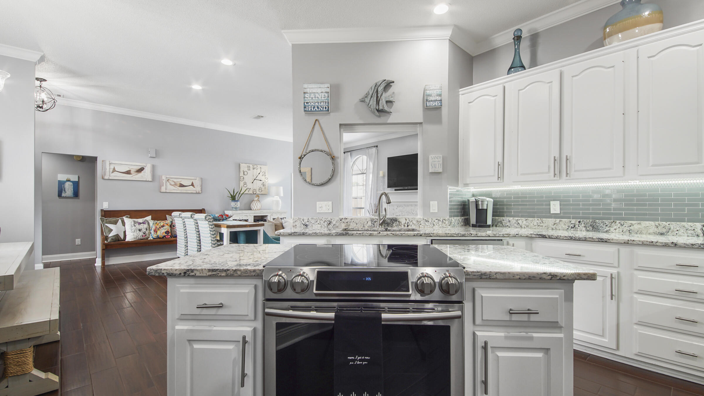 RIDGE WOOD MANOR - Residential