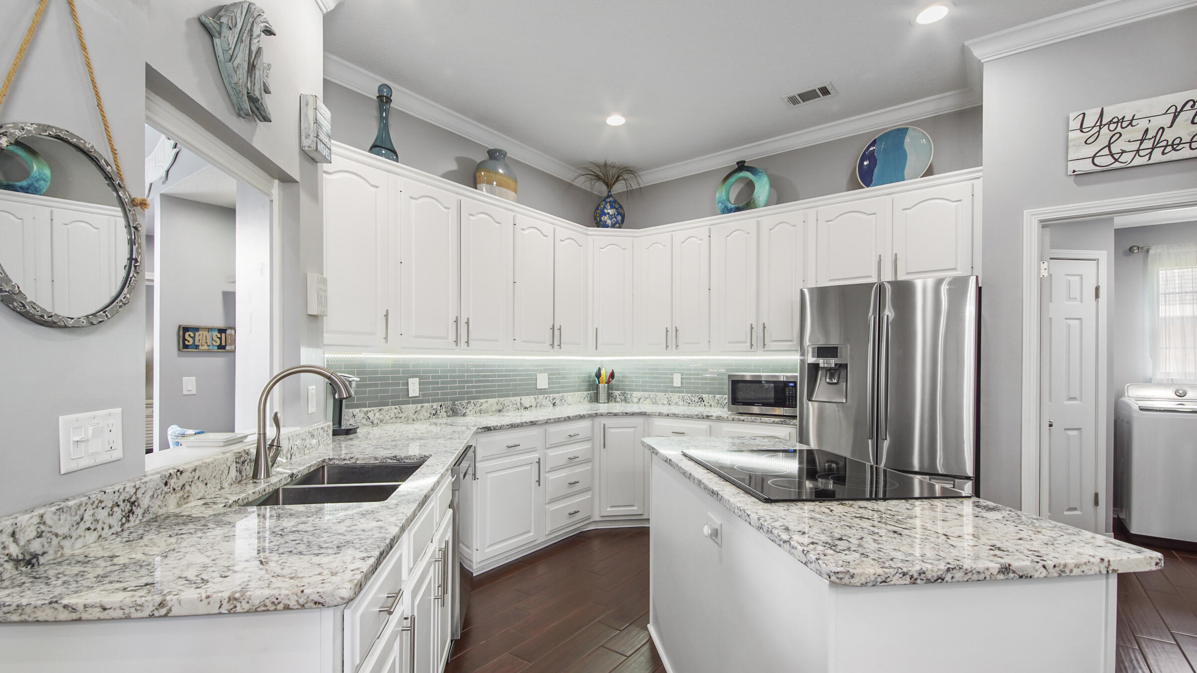RIDGE WOOD MANOR - Residential
