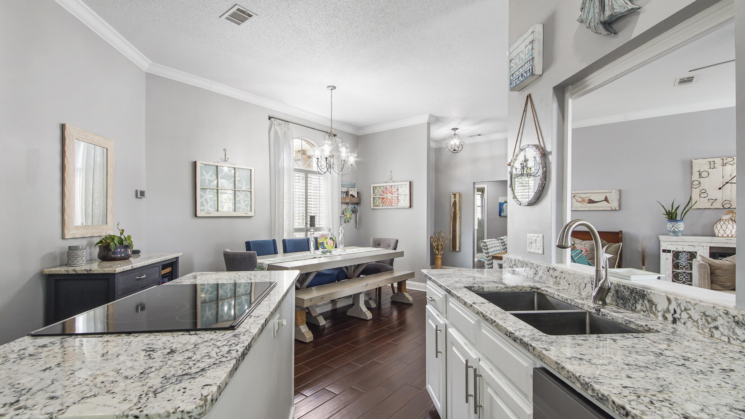 RIDGE WOOD MANOR - Residential