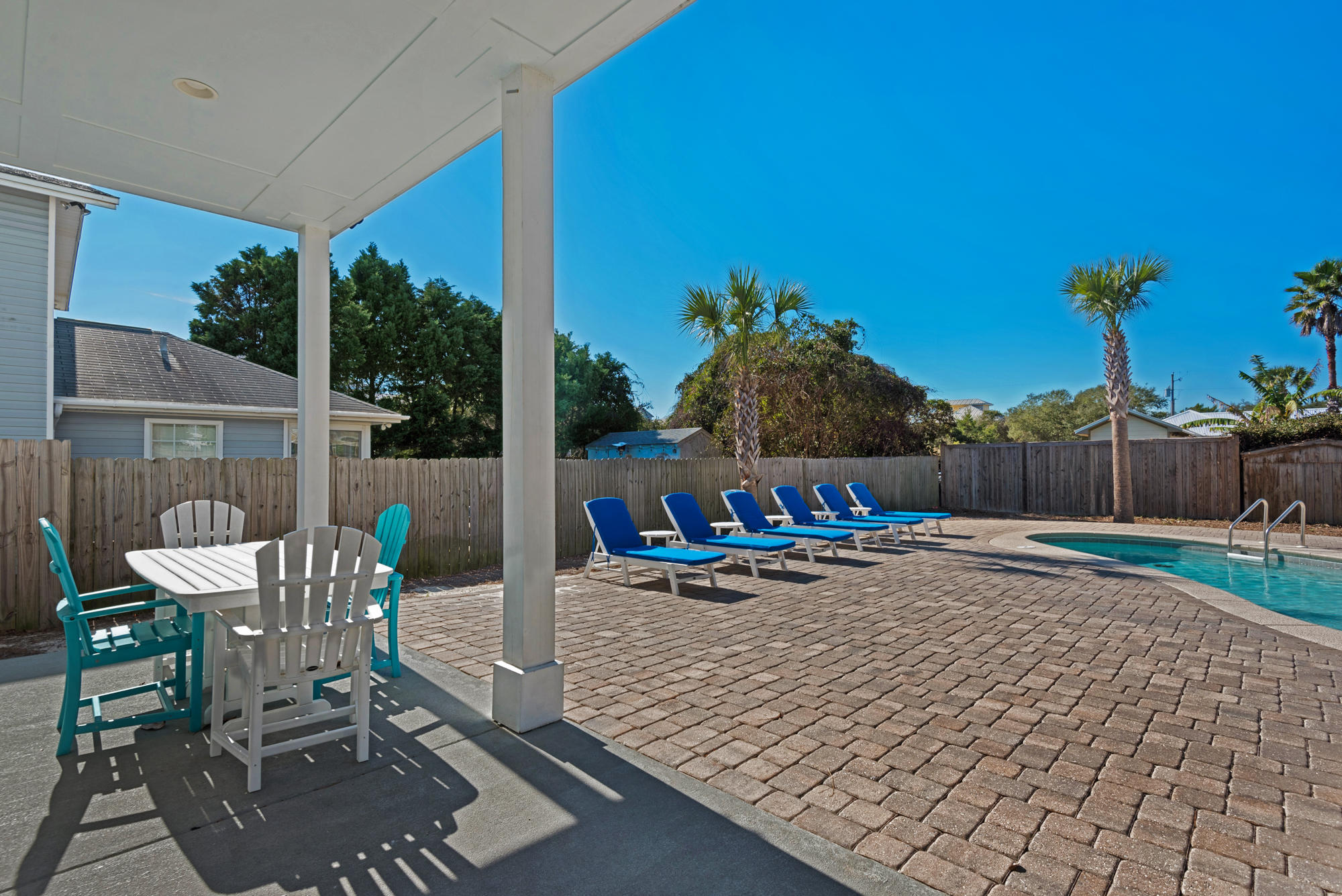 CRYSTAL BEACH - Residential