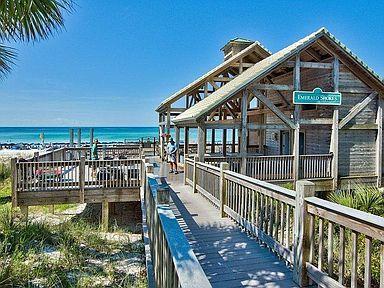 EMERALD SHORES - Residential