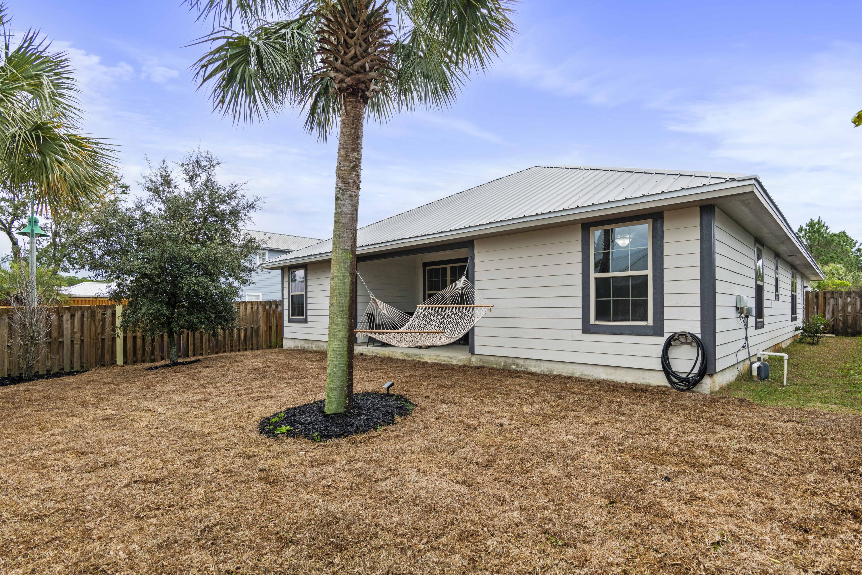 EAGLE BAY - Residential