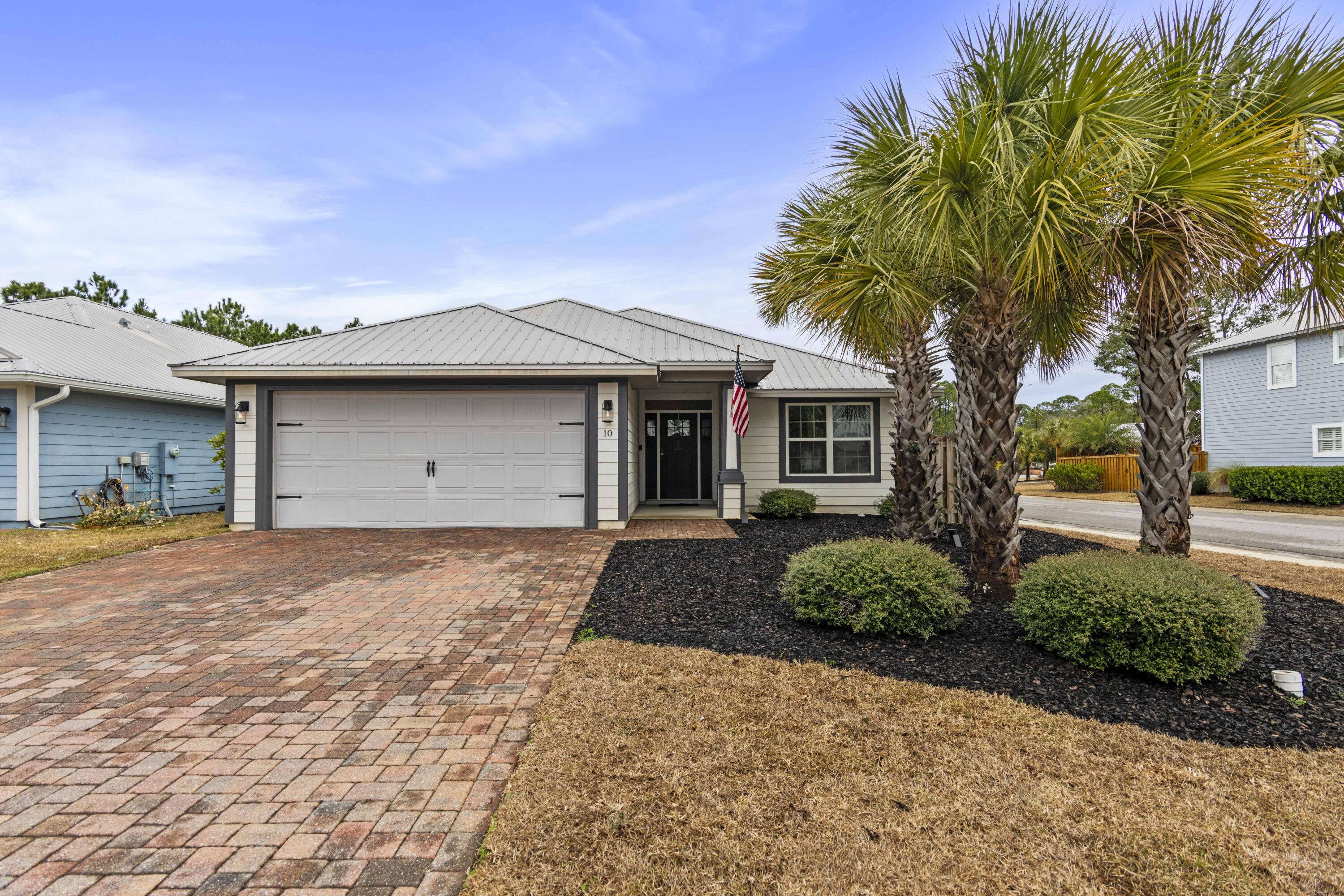 EAGLE BAY - Residential