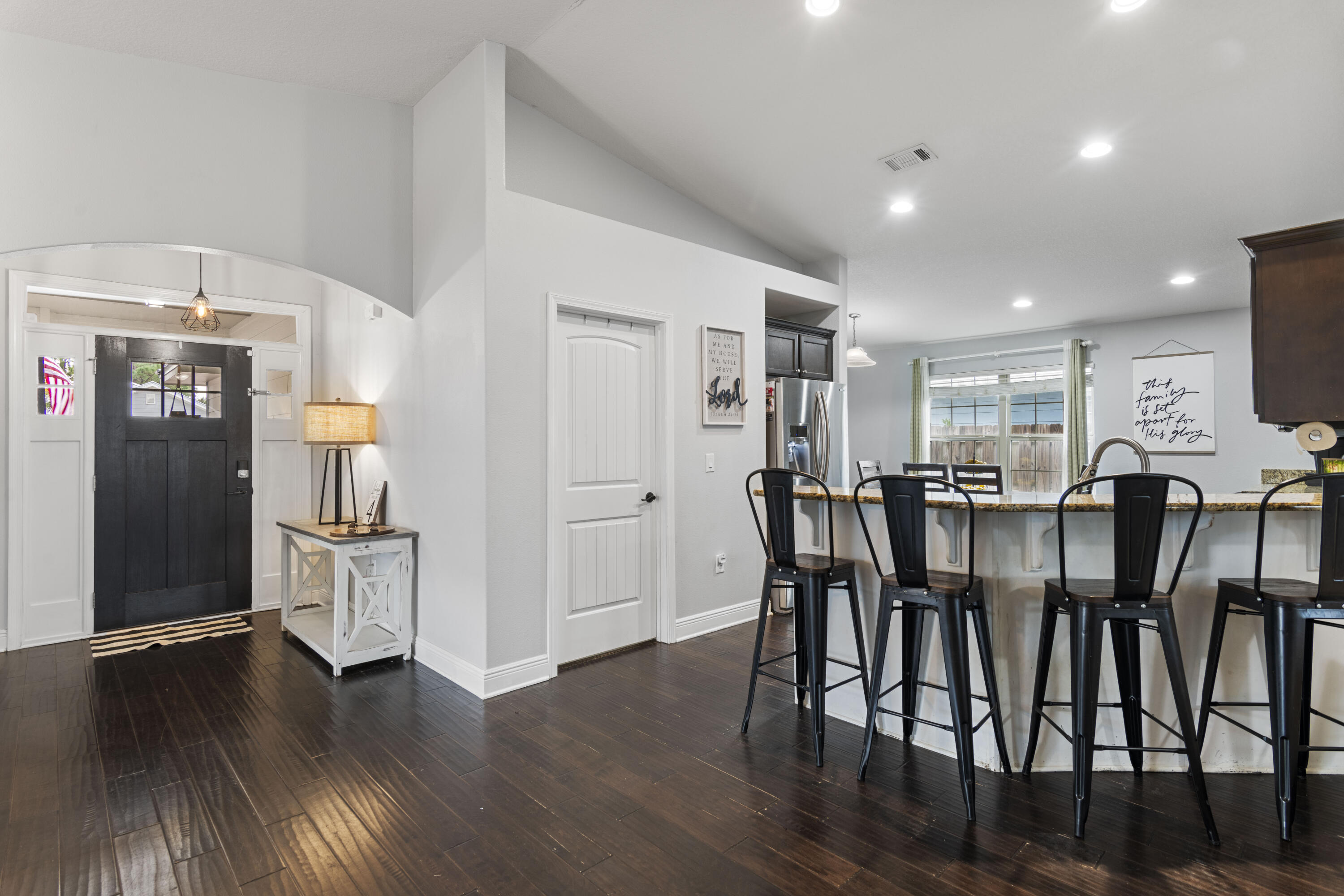 EAGLE BAY - Residential
