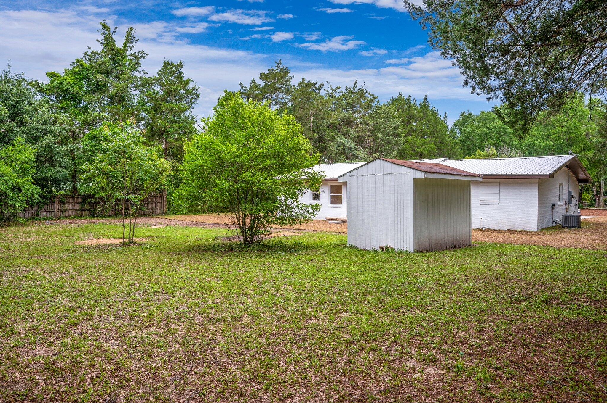 TOWN OF DEFUNIAK SPRINGS - Residential